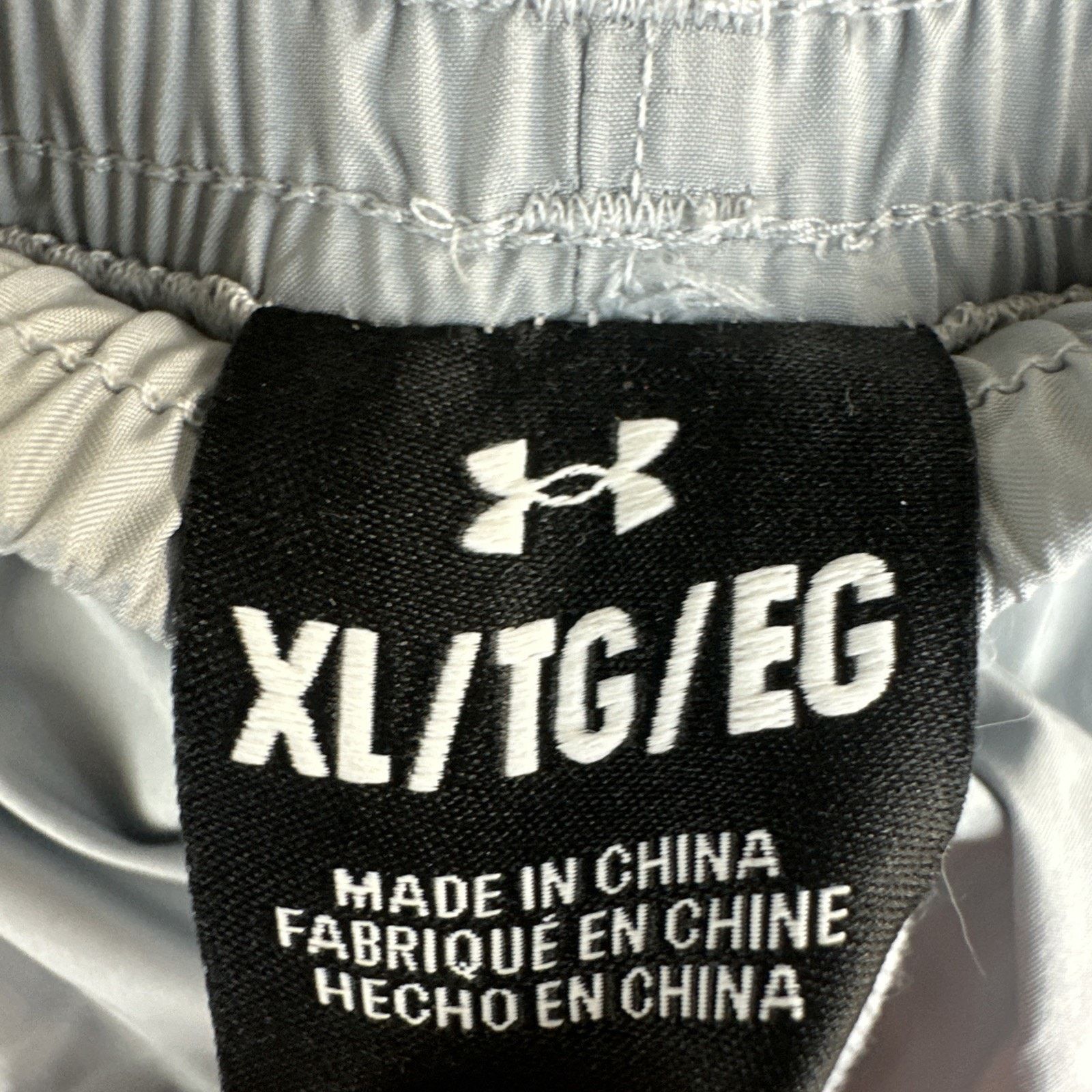 Under Armour NWT Men's Under Armour Size XL Size US 39 - 9 Thumbnail