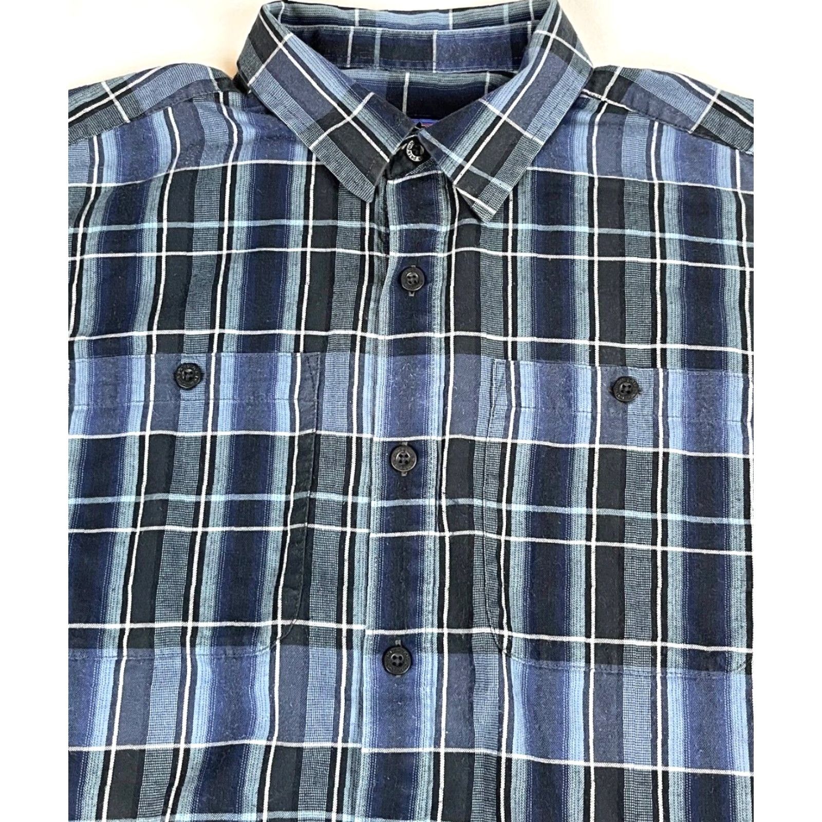 Patagonia VINTAGE Patagonia Button-Up Shirt Mens Long Sleeve Pima Cotton Plaid Blue Size S Size US S / EU 44-46 / 1 - 2 Thumbnail