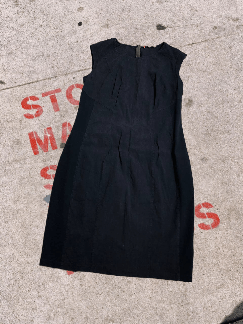 Hugo Boss Hugo Boss dress Size XL / US 12-14 / IT 48-50 - 1 Thumbnail