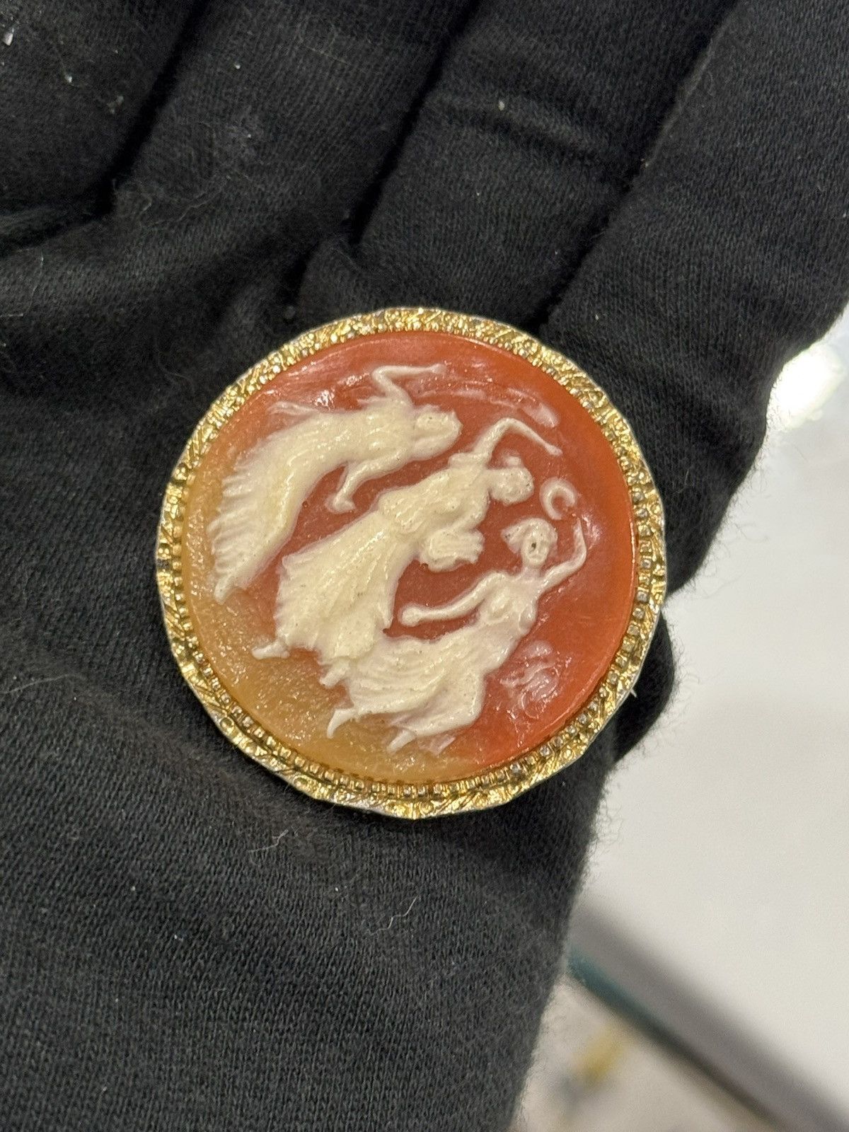 Vintage Victorian Era Yellow GF Shell Cameo Brooch w/ 3 Muses Size ONE SIZE - 4 Thumbnail