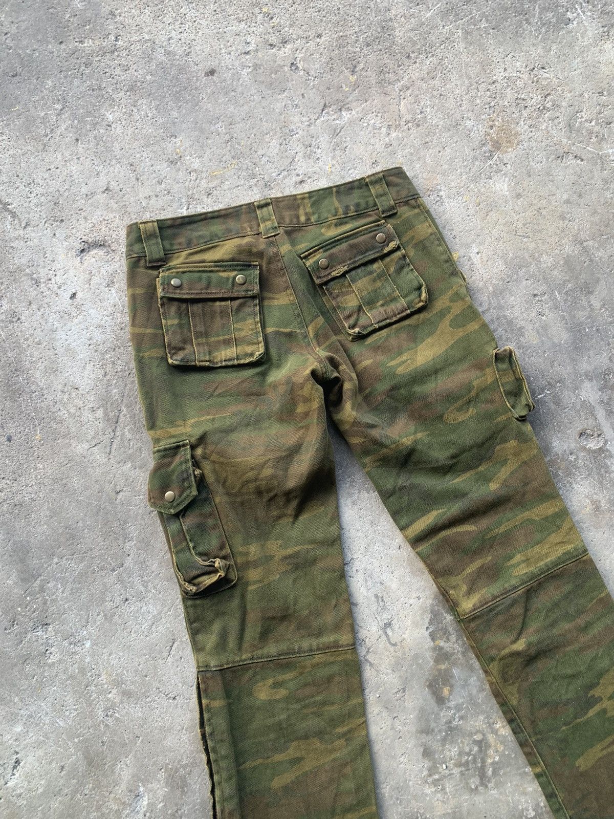 Japanese Brand Steal 🔥🔥 Goa camo multipocket bondage cargo jeans Size 27" / US 4 / IT 40 - 11 Thumbnail