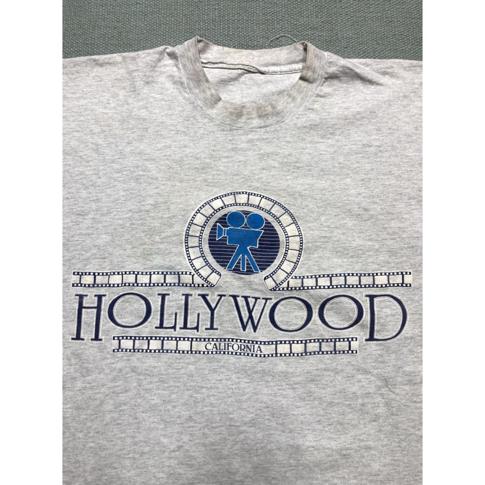 Vintage VINTAGE 90s Hollywood California t shirt movie film camera single stitch XL Shirt Mens XL Gray 90s Size US XL / EU 56 / 4 - 3 Thumbnail
