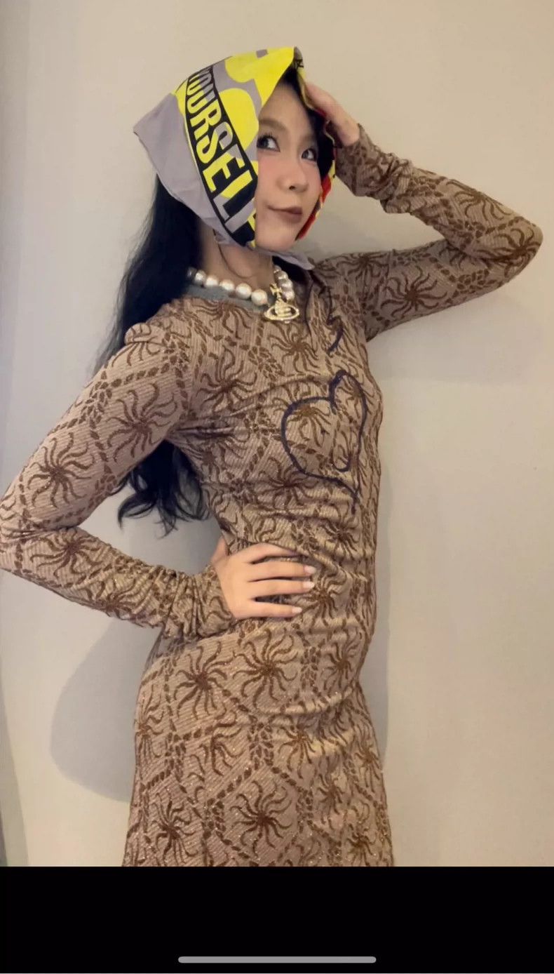 Vivienne Westwood vivienne westwood Gold Label anti-war call for peace gold Size S / US 4 / IT 40 - 2 Thumbnail
