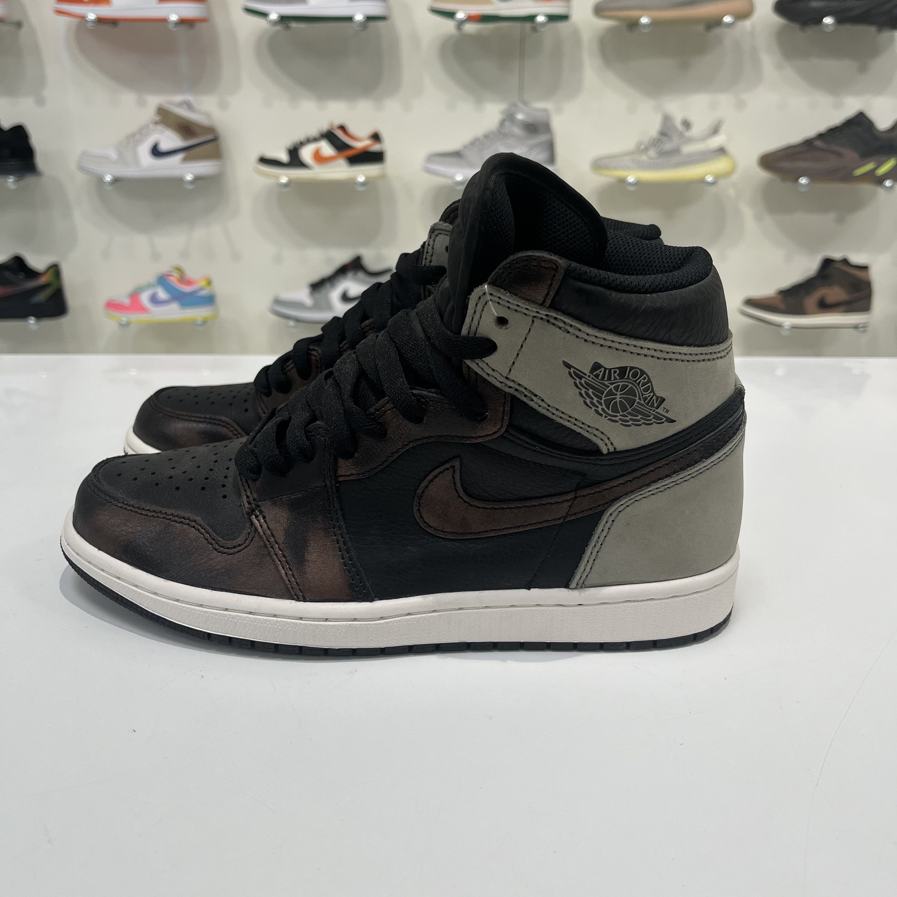 Nike AIR JORDAN 1 RETRO HIGH LIGHT ARMY RUST SHADOW PATINA Size US 8 / EU 41 - 2 Thumbnail