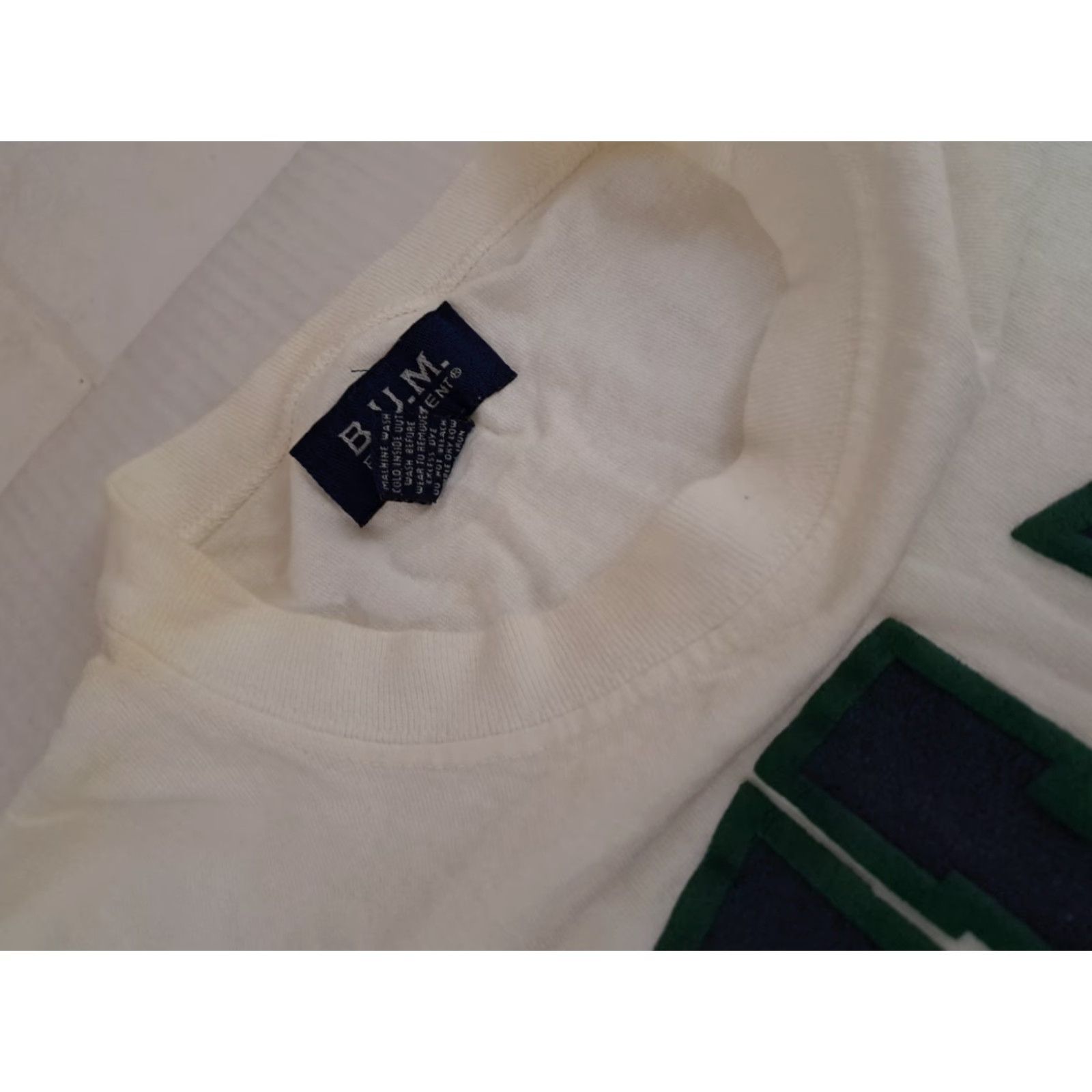 Vintage VINTAGE B.U.M. Equipment Embroidered T-Shirt 2XL White Cotton Canvas Short Sleeve Crew Neck Unisex Adults 90s USA Made Size US XXL / EU 58 / 5 - 5 Thumbnail