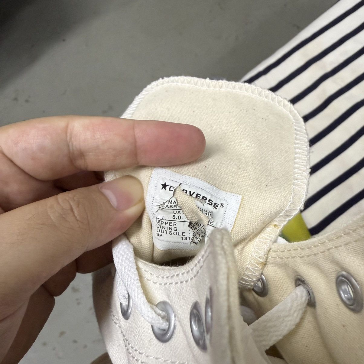 Converse NOS🔥 Converse Chuck Taylor All Star Originator Hinomaru Size US 5 / EU 37 - 10 Thumbnail