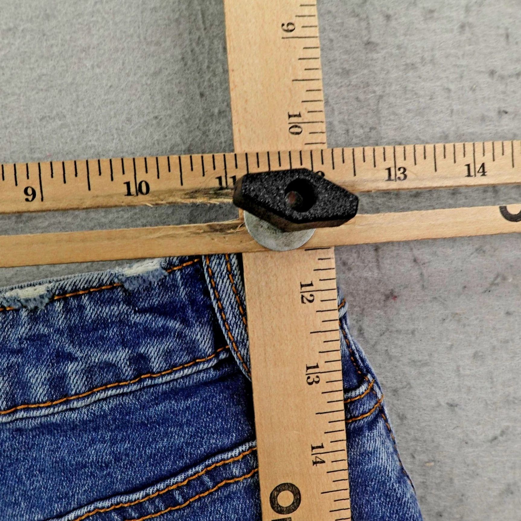 Vintage Free People Shorts Womens 24 Blue Denim Distressed Cutoff Button Fly We The Free Size 42" / US 20 - 5 Thumbnail
