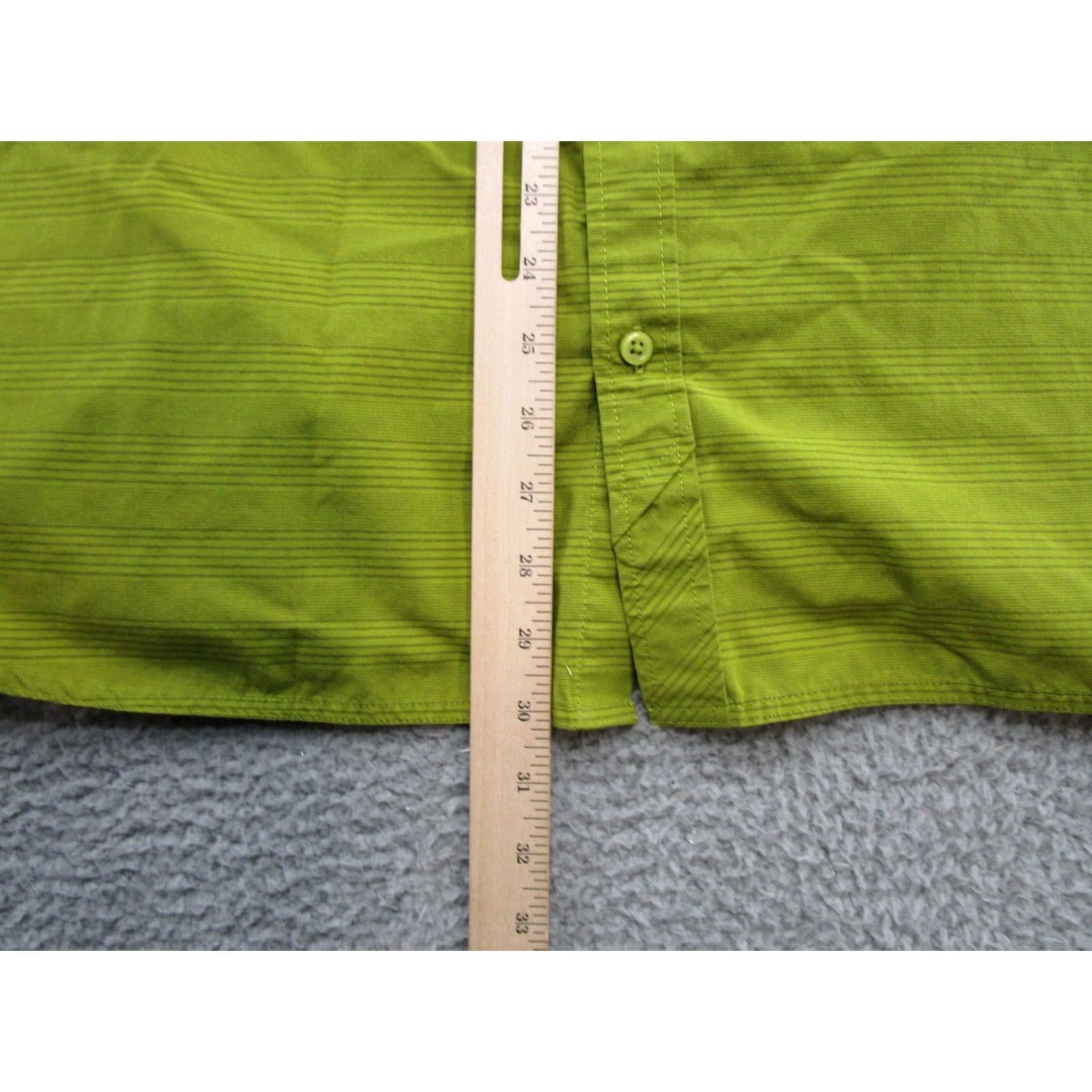 Mountain Hardwear Mountain Hardwear Shirt Men L Green Short Sleeve Button-Up Outdoor Collared Cotton Woven Vintage No Size US L / EU 52-54 / 3 - 7 Thumbnail