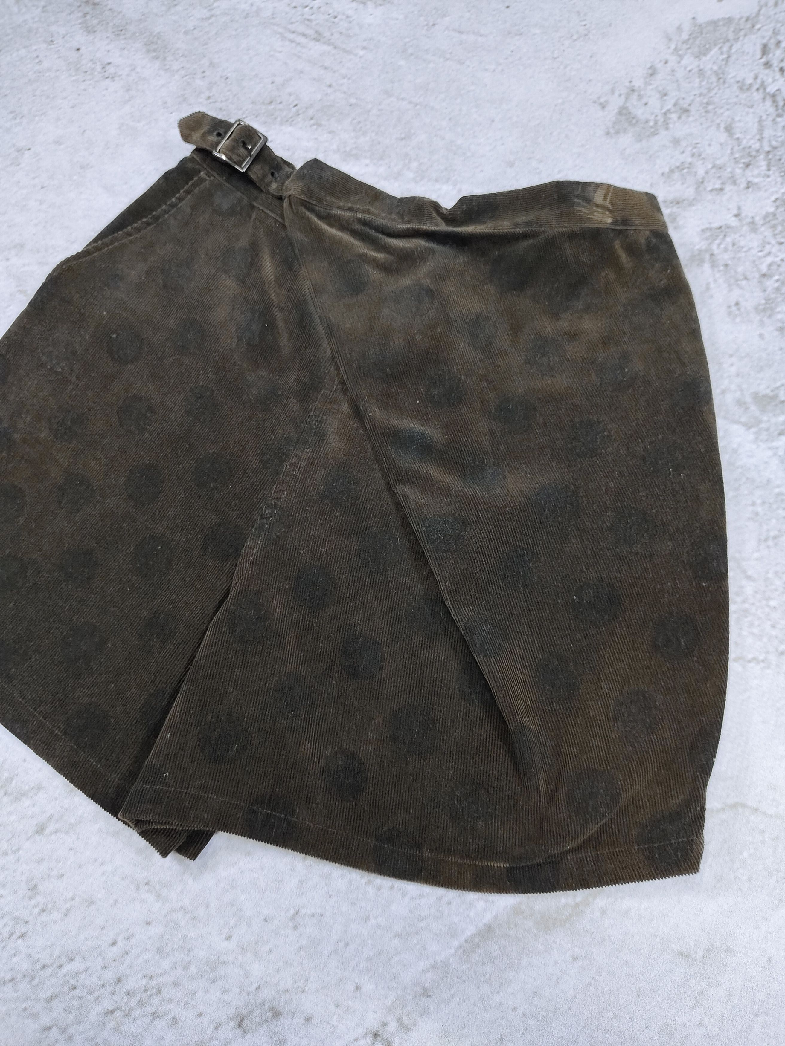 gomme Gomme🇯🇵 Asymmetric Wrap Corduroy Polkadot Culotte Short Size 30" / US 8 / IT 44 - 2 Thumbnail