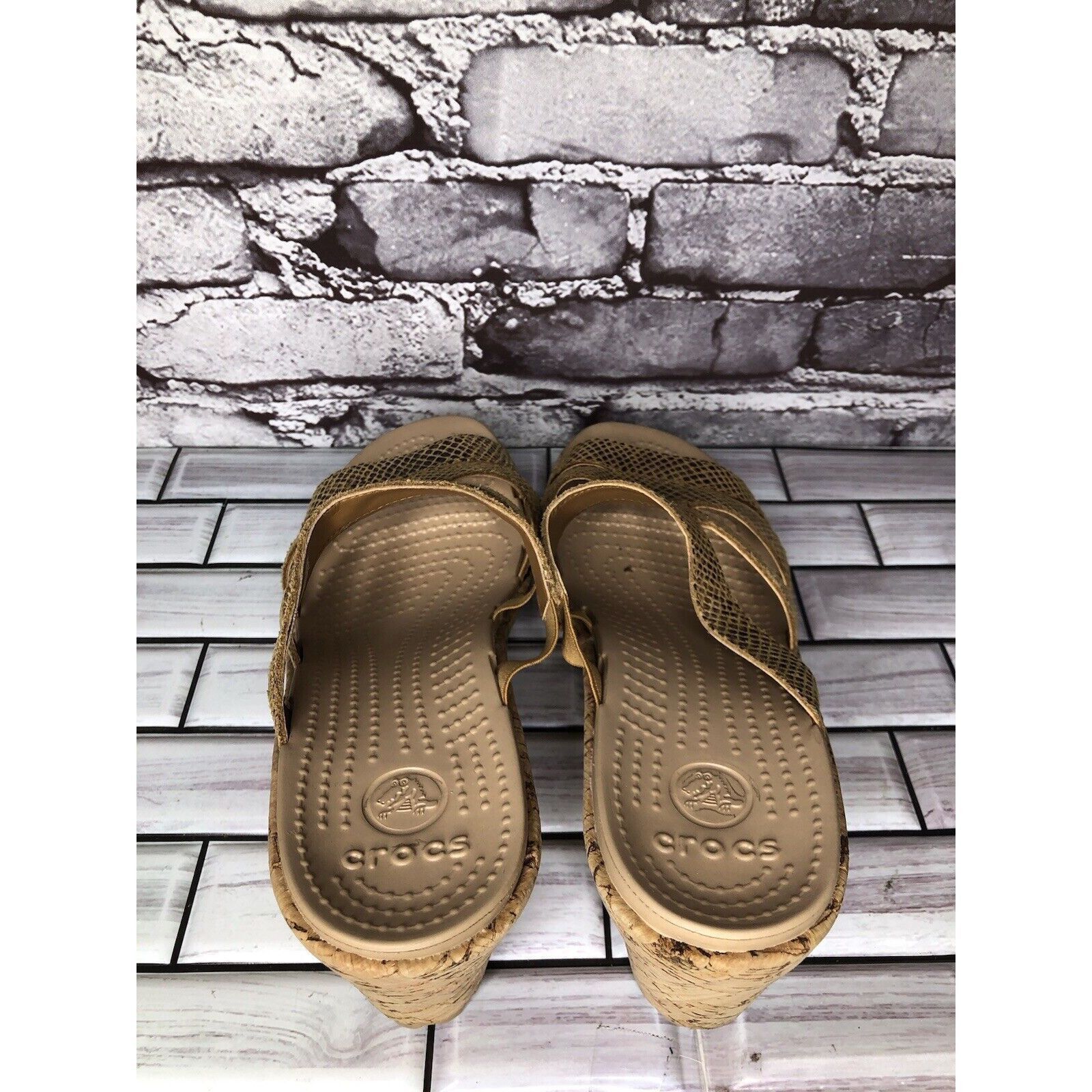 Crocs Crocs A-Leigh Gold Leather Snake Print Cork Wedge Sandals Wo Size US 11 / IT 41 - 18 Thumbnail