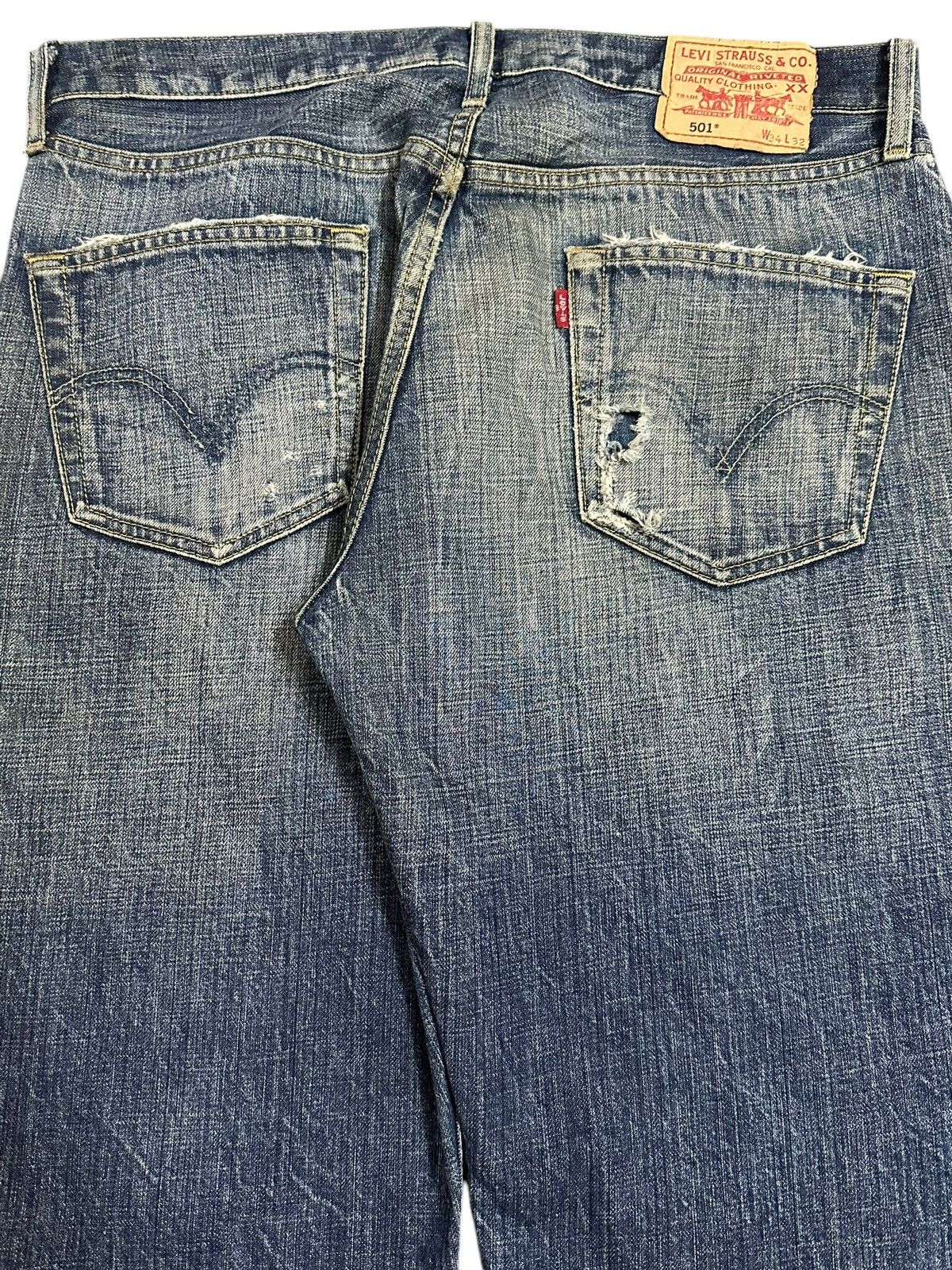 Levi's Vintage 90s Levis 501 Blue Faded Wash Distress Jeans Size US 34 / EU 50 - 6 Thumbnail