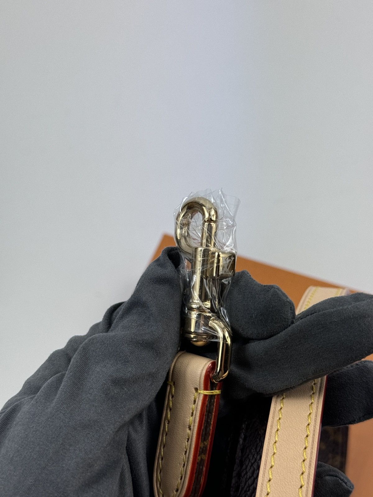 Louis Vuitton LV DOG LEAD MM GI1217 Size ONE SIZE - 3 Thumbnail