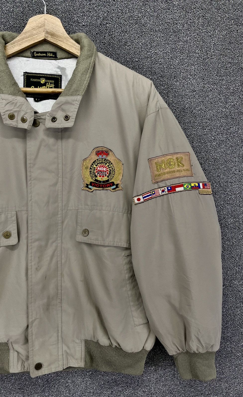 Japanese Brand Vintage Graham Hills NGK Spark Plug Bomber Style Jacket Size US L / EU 52-54 / 3 - 4 Thumbnail
