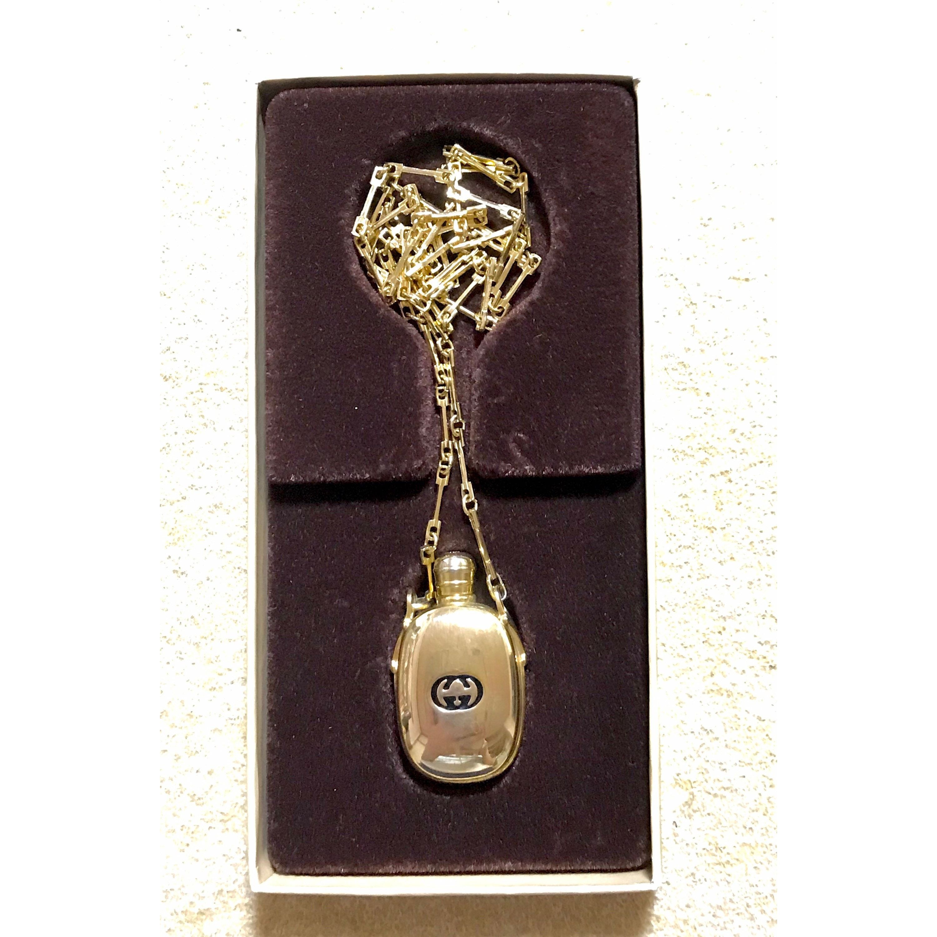 Gucci Vintage Gucci golden perfume bottle necklace with logo mark Size ONE SIZE - 8 Thumbnail