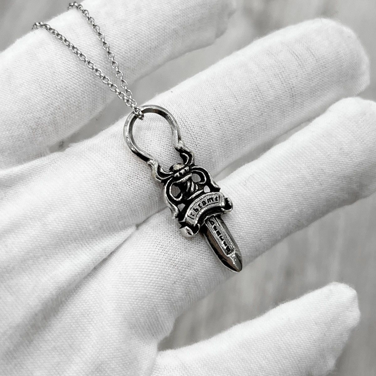 Pre-owned Chrome Hearts Necklace Dagger Pendant Charm /18in Roll Chain In Silver