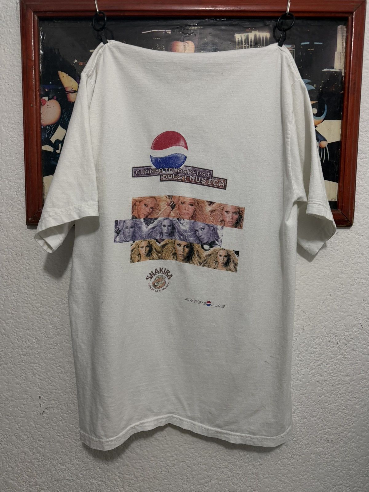 Mexicana SHAKIRA TOUR DE LA MANGOSTA PEPSI PROMO 2002 Size US L / EU 52-54 / 3 - 1 Thumbnail