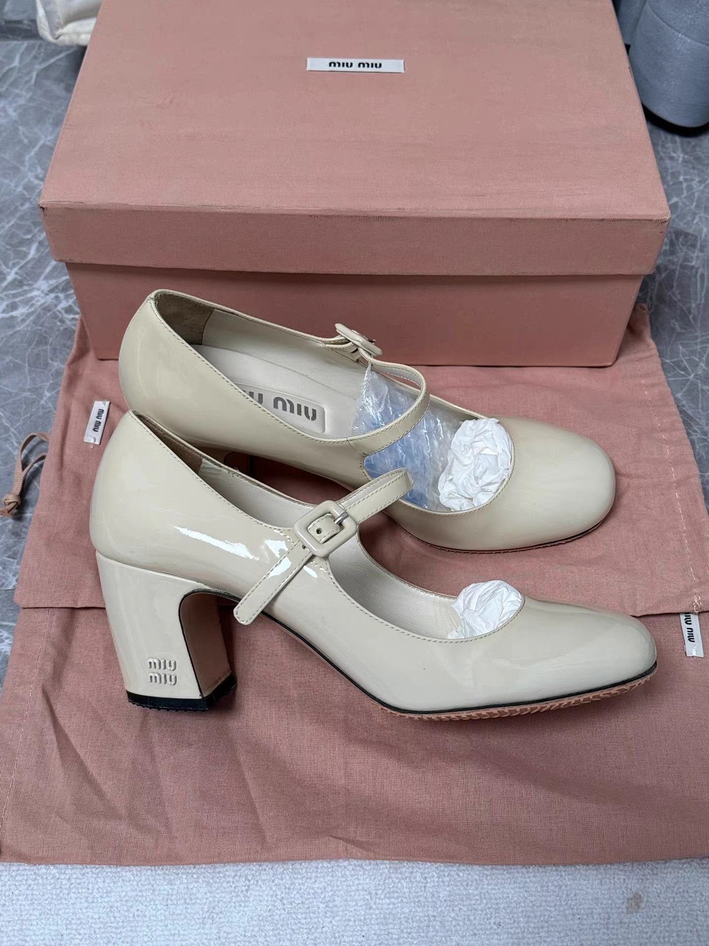 Miu Miu MiuMiu Mary Jane Heels K6 Size US 8.5 / IT 38.5 - 4 Thumbnail