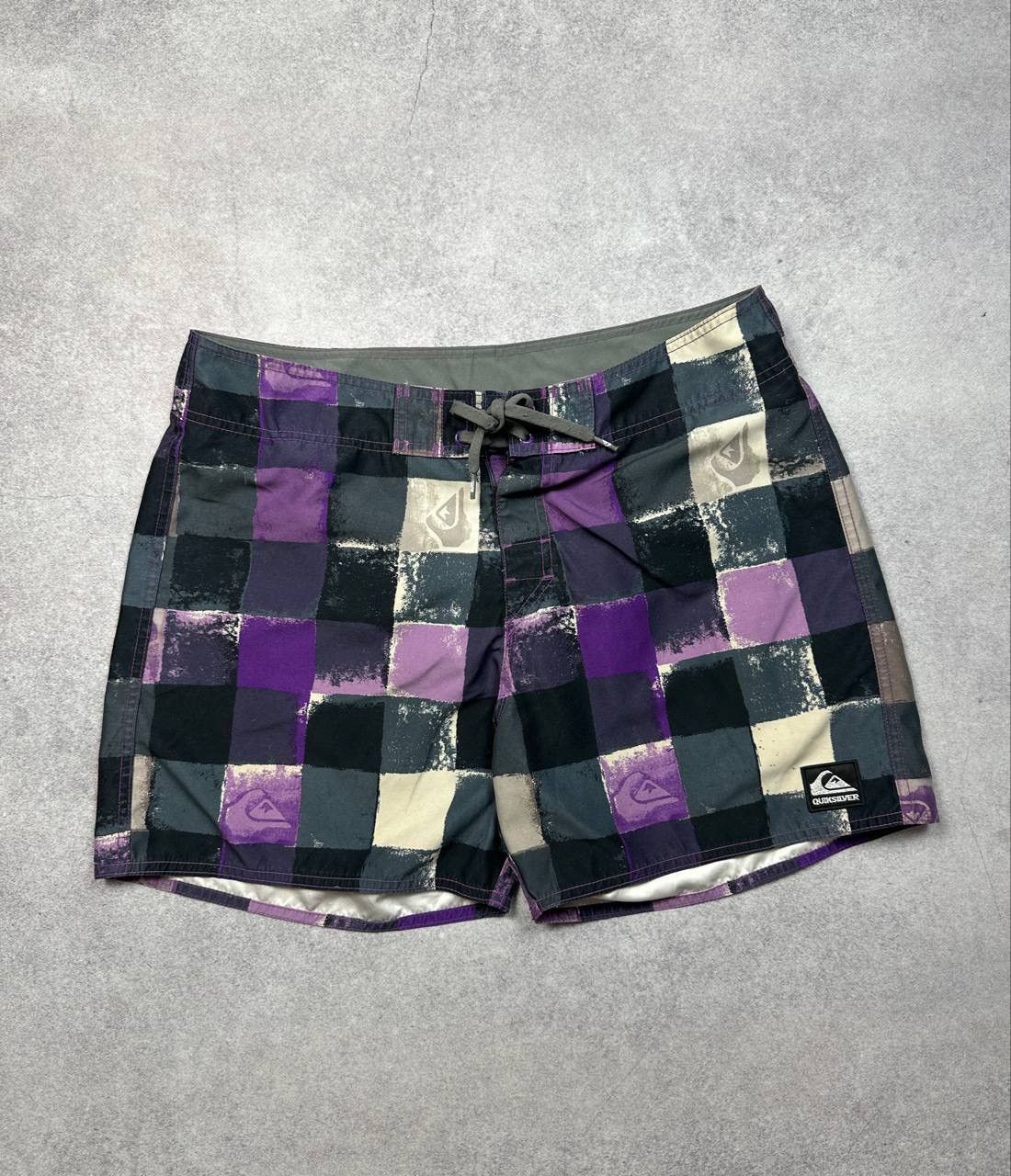Quiksilver Vintage Quiksilver Shorts, Size 34 (L) – Classic Surfwear Size US 34 / EU 50 - 1 Thumbnail