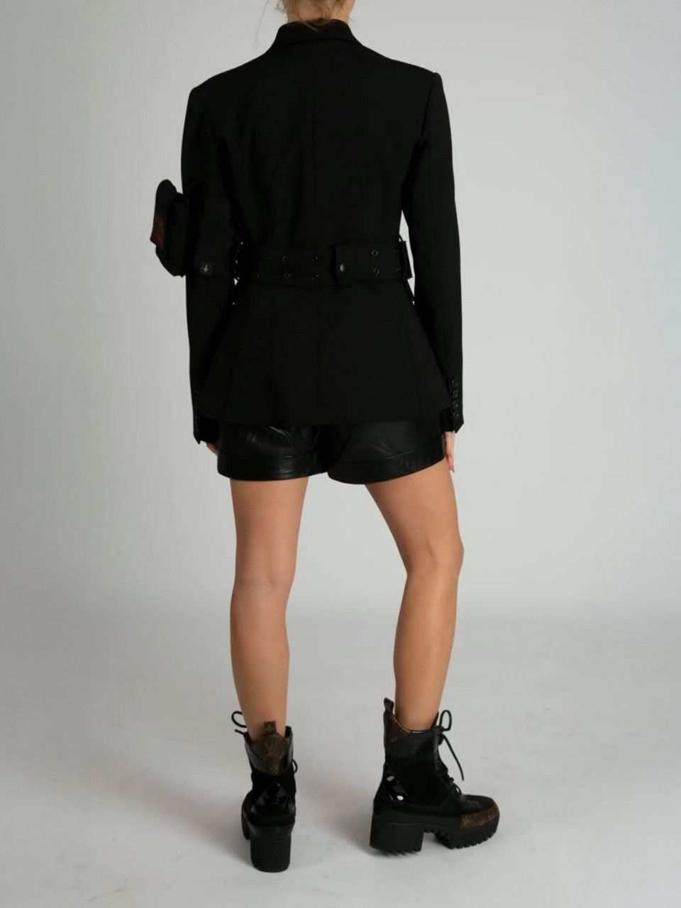 Hyein Seo HYEIN SEO 혜인서 FW16 Black Belted Blazer “LADY VENGEANCE” Size XS / US 0-2 / IT 36-38 - 14 Thumbnail