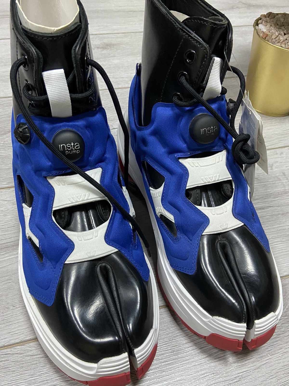 Maison Margiela Maison Margiela x Tabi InstaPump Reebok high sneakers Size US 10 / EU 43 - 5 Thumbnail