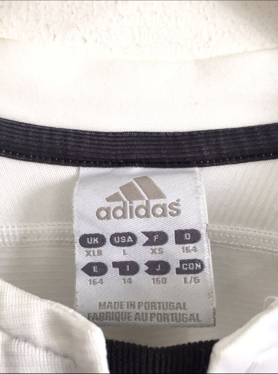 Adidas Iconic Real Madrid Home Kit Jersey Size US S / EU 44-46 / 1 - 8 Thumbnail