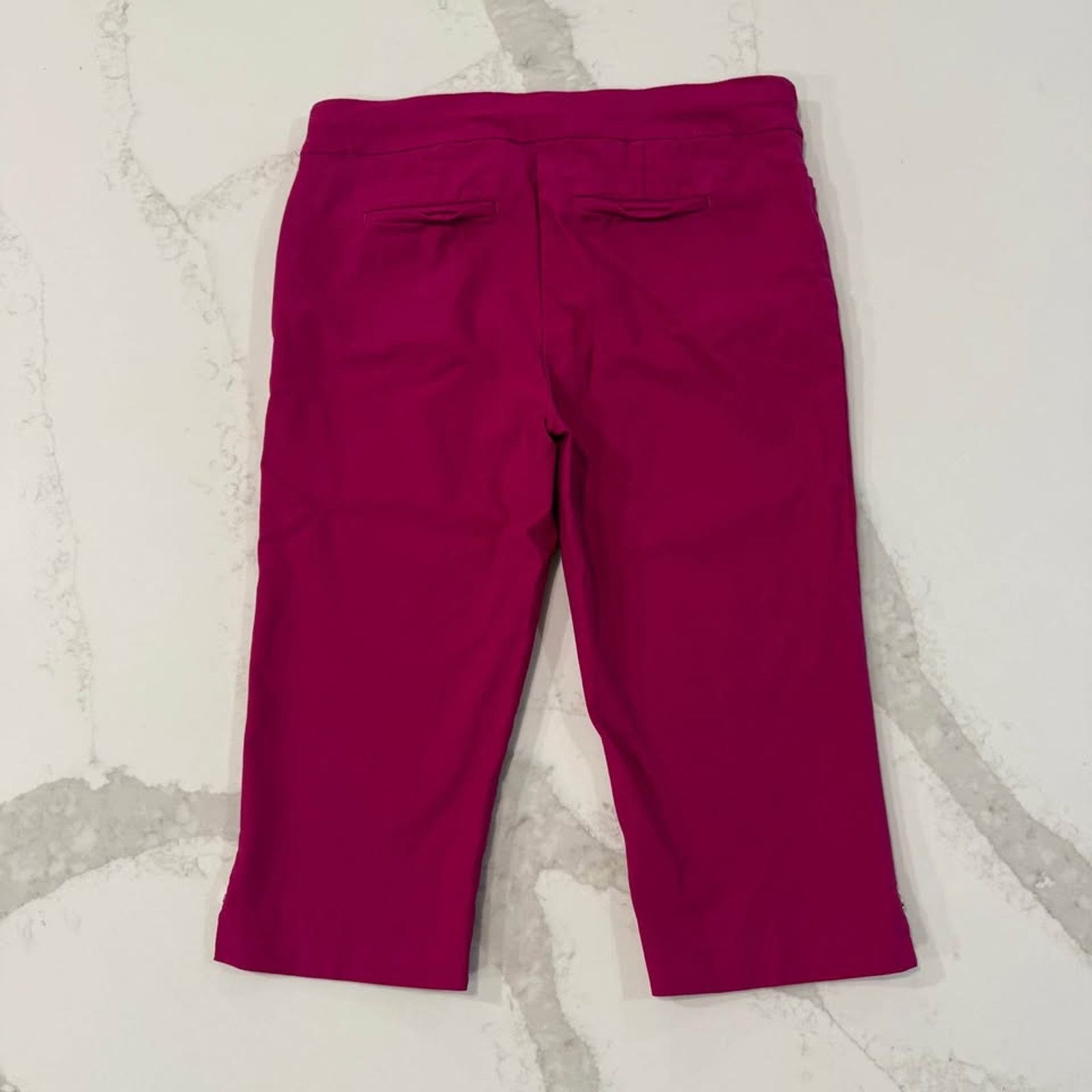 Chicos Chicos SoSlimming Brigitte PullOn Rivet Slim Capris Womens 8 Size 30" / US 8 / IT 44 - 6 Thumbnail