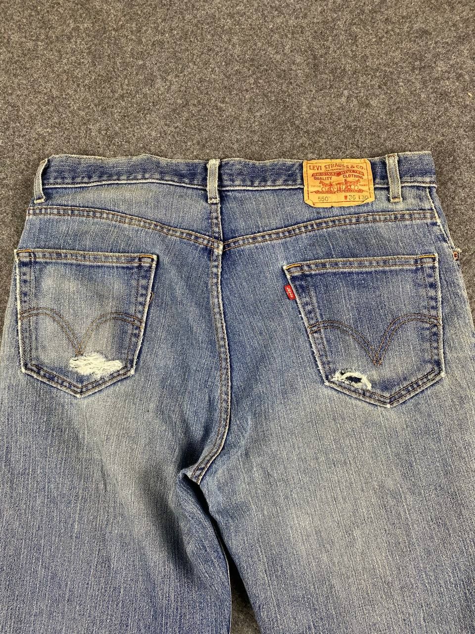 Levi's vintage levis 550 relaxed fit distressed denim Size US 38 / EU 54 - 3 Thumbnail