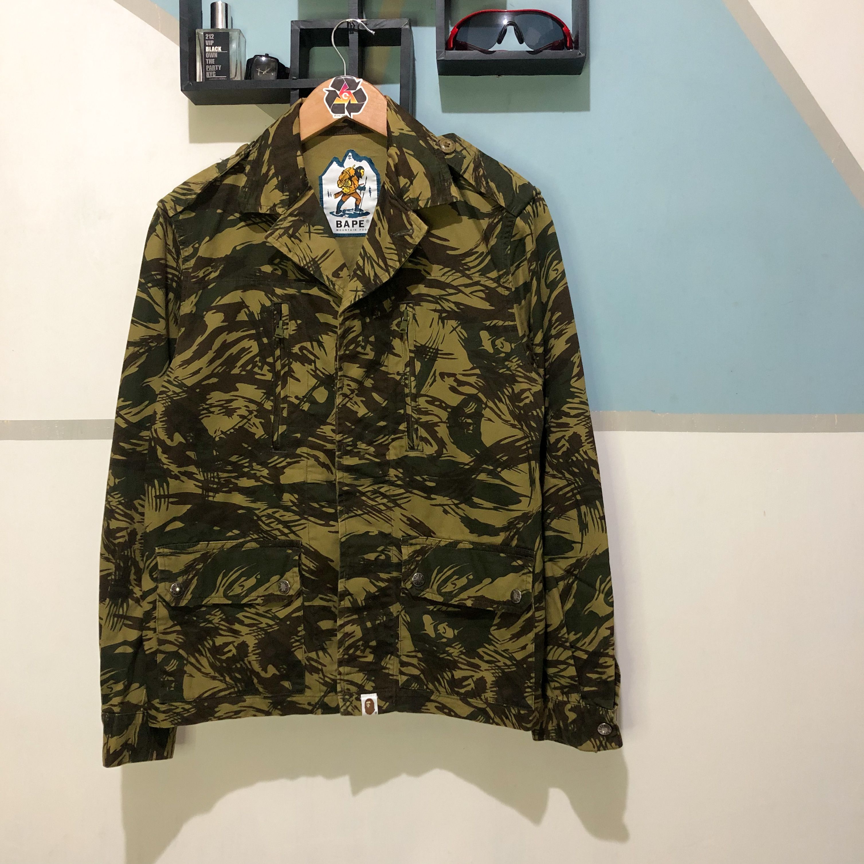 Bape Archive Bape Mountain Foot 2013 Lizard Camo Jacket Size US M / EU 48-50 / 2 - 2 Thumbnail