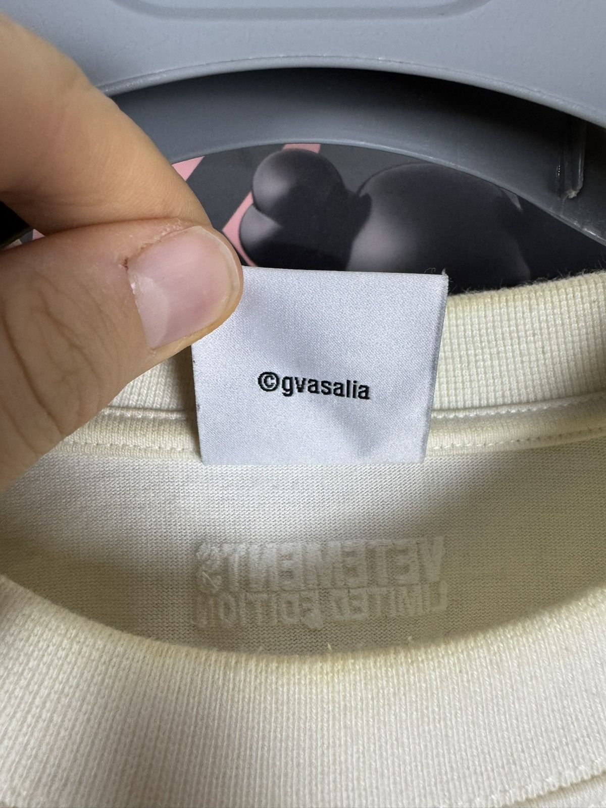 Vetements Vetements Oversized Milka Print Tees t-shirt hype grail rare Size US M / EU 48-50 / 2 - 4 Thumbnail