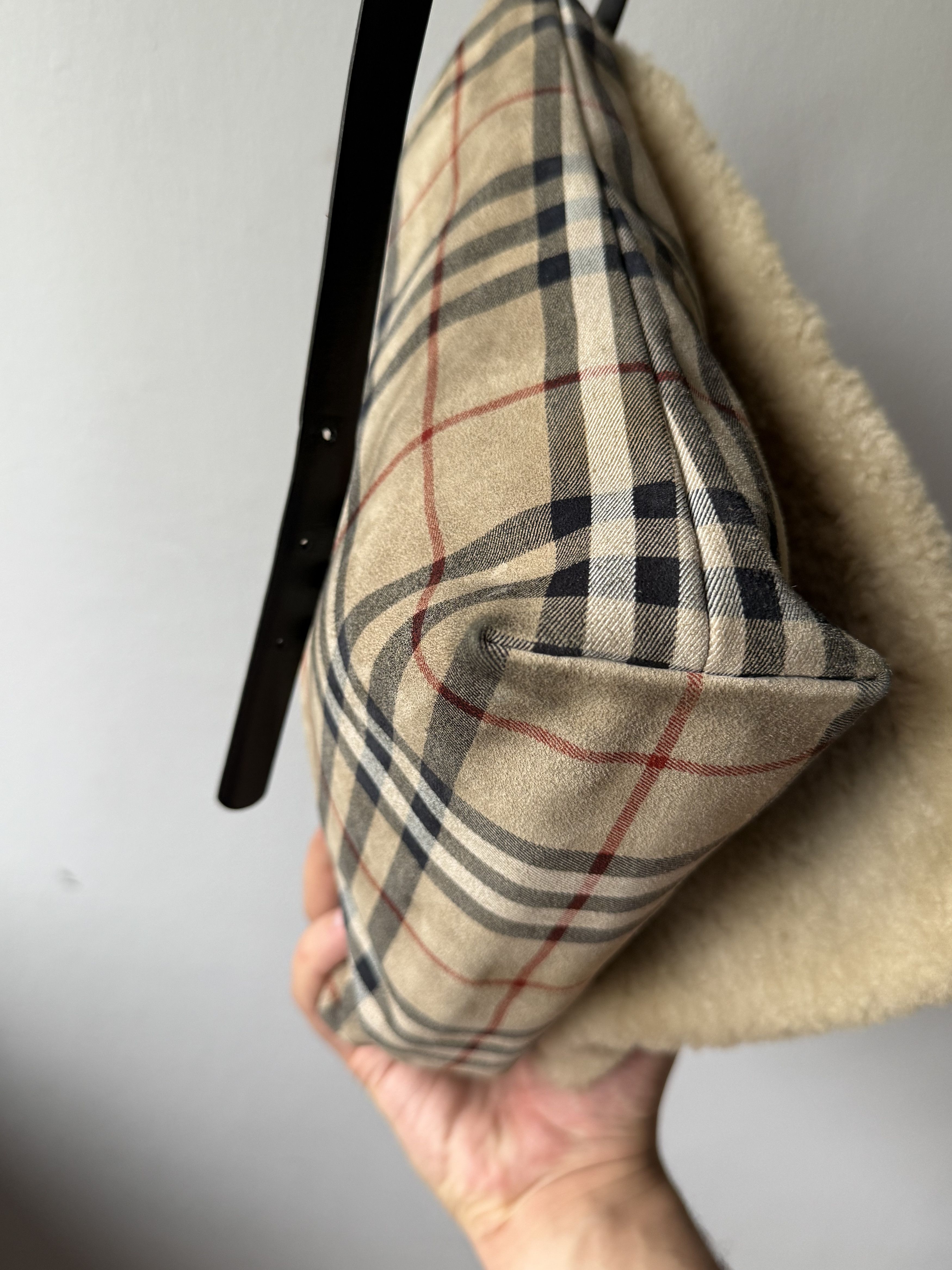 Burberry Burberry Nova Check Suede Shearling Shoulder Open Flap Bag Size ONE SIZE - 12 Thumbnail