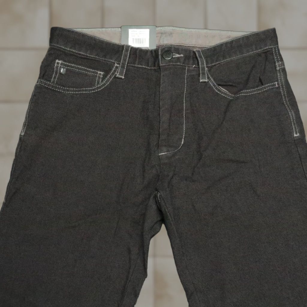 Denime Linksoul Jeans Men 30x32 Granite Gray Denim 5-Pocket Straight NWT Size US 30 / EU 46 - 1 Thumbnail
