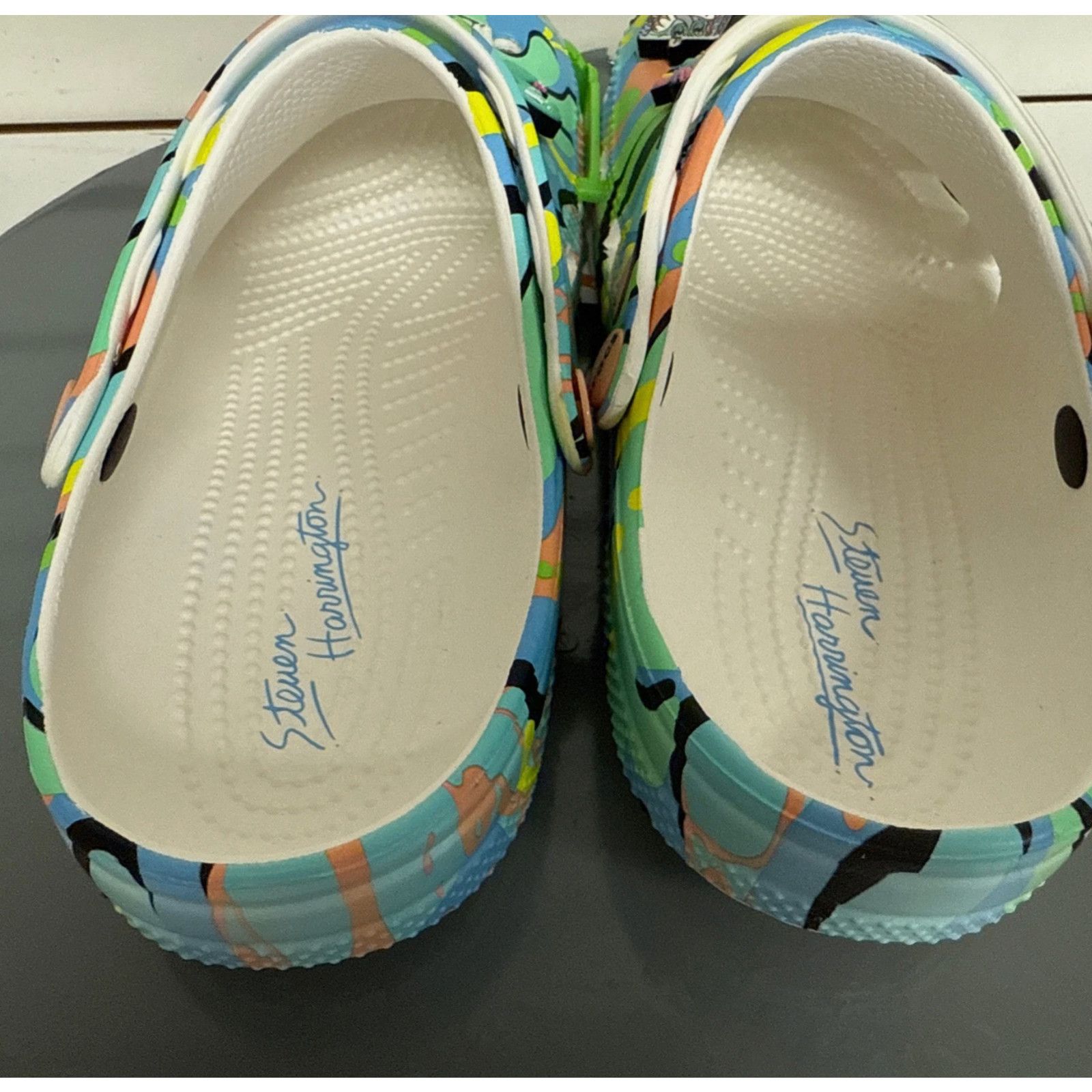 Crocs Steven Harrington Classic Crocs 208143-90HMen’s 4/Women’s 6 Size US 6 / IT 36 - 4 Thumbnail