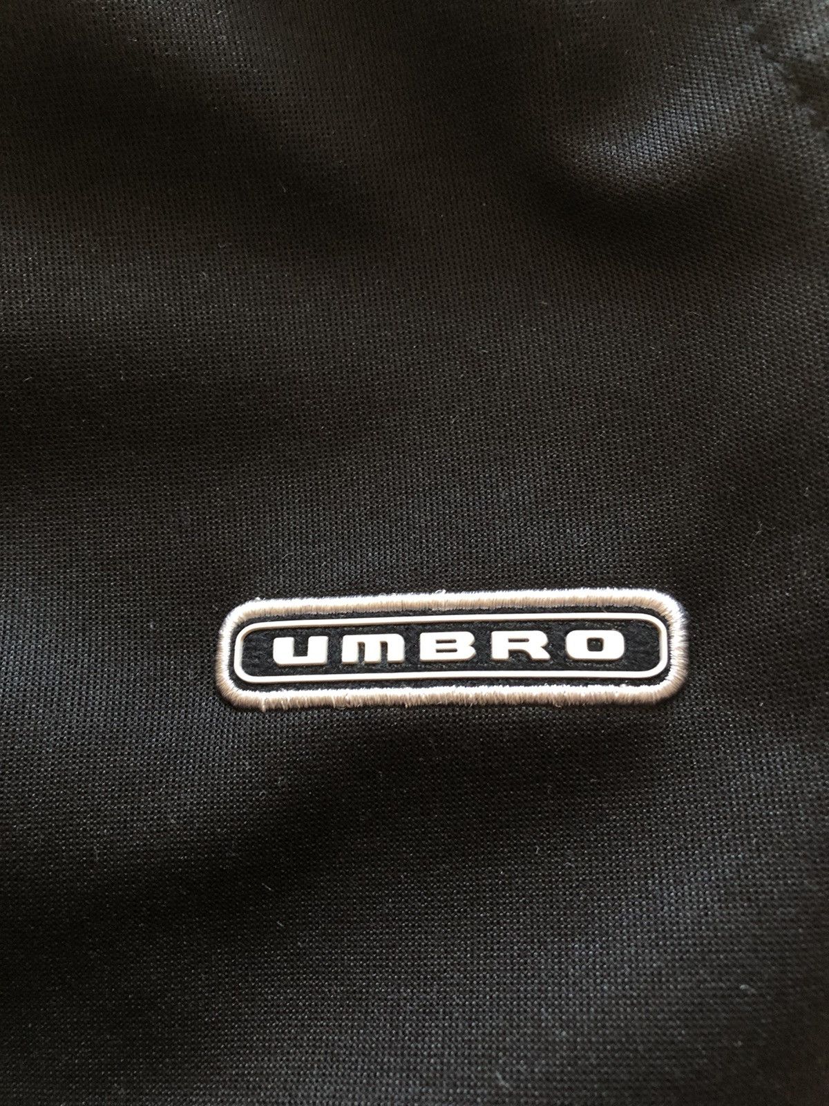 Umbro × Vintage UMBRO ATHLETICS CLASSIC SPORT SWEATPANTS JOGGERS Size US 30 / EU 46 - 2 Thumbnail