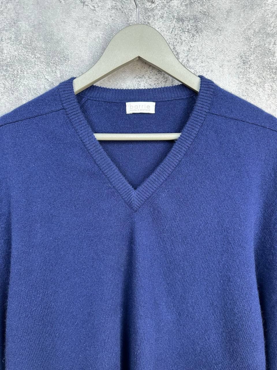 Barrie Barrie 100% Pure Cashmere Sweater Scotland V-Neck VTG Jumper Size US XL / EU 56 / 4 - 4 Thumbnail