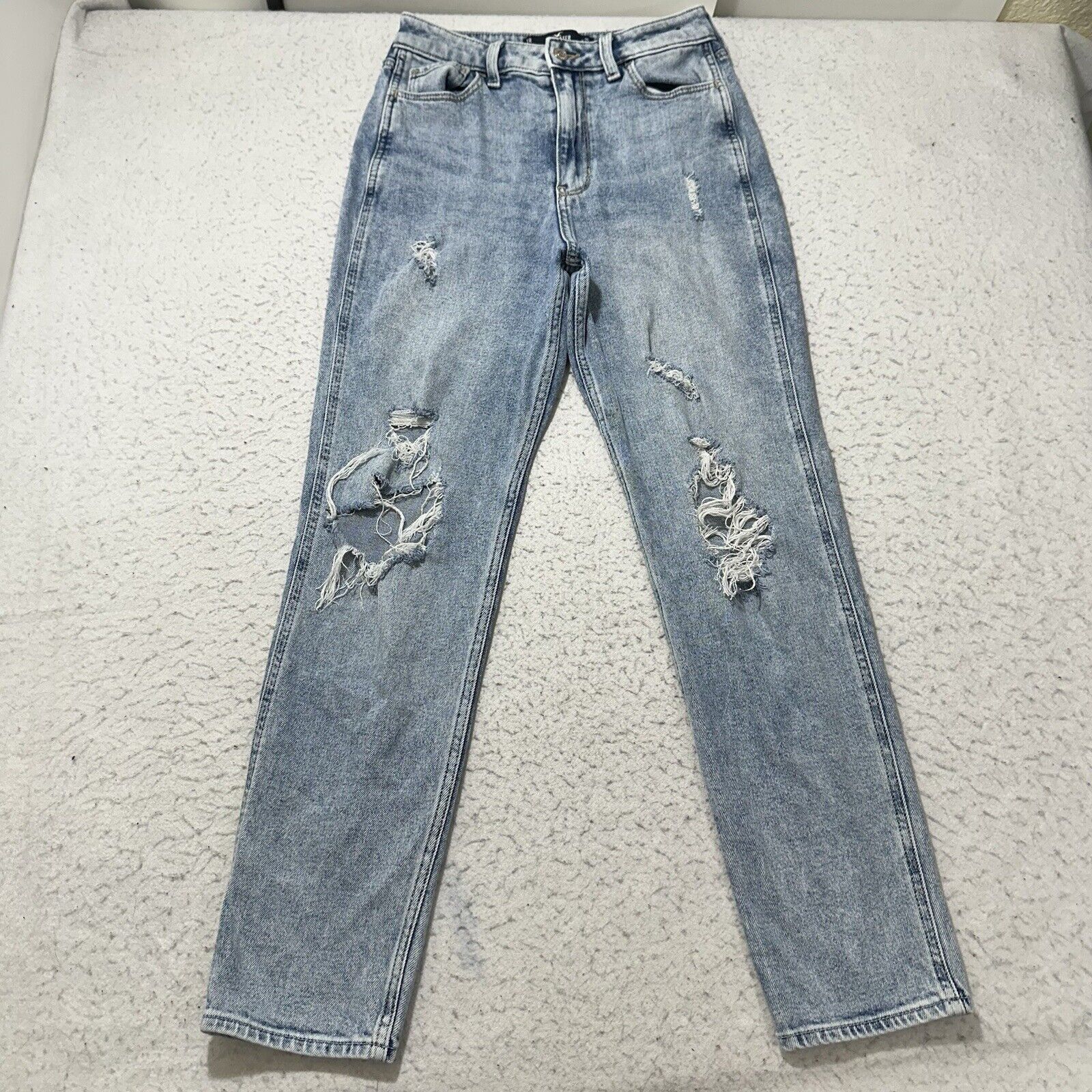 Hollister Hollister Ultra High Rise Mom Jean 25 Blue Distressed Jeans Size 26" / US 2 / IT 38 - 1 Thumbnail