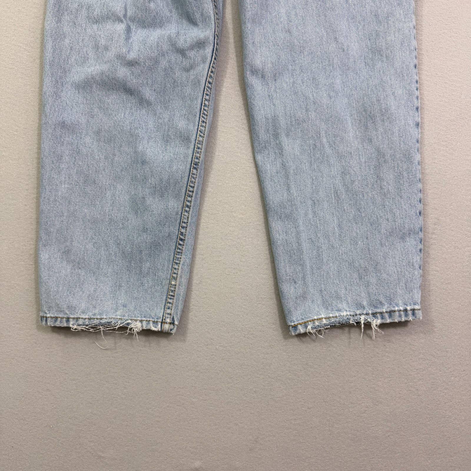 Levi's Vintage Levis 560 Comfort Fit Jeans 34x30 Blue Light Wash Size US 34 / EU 50 - 9 Thumbnail