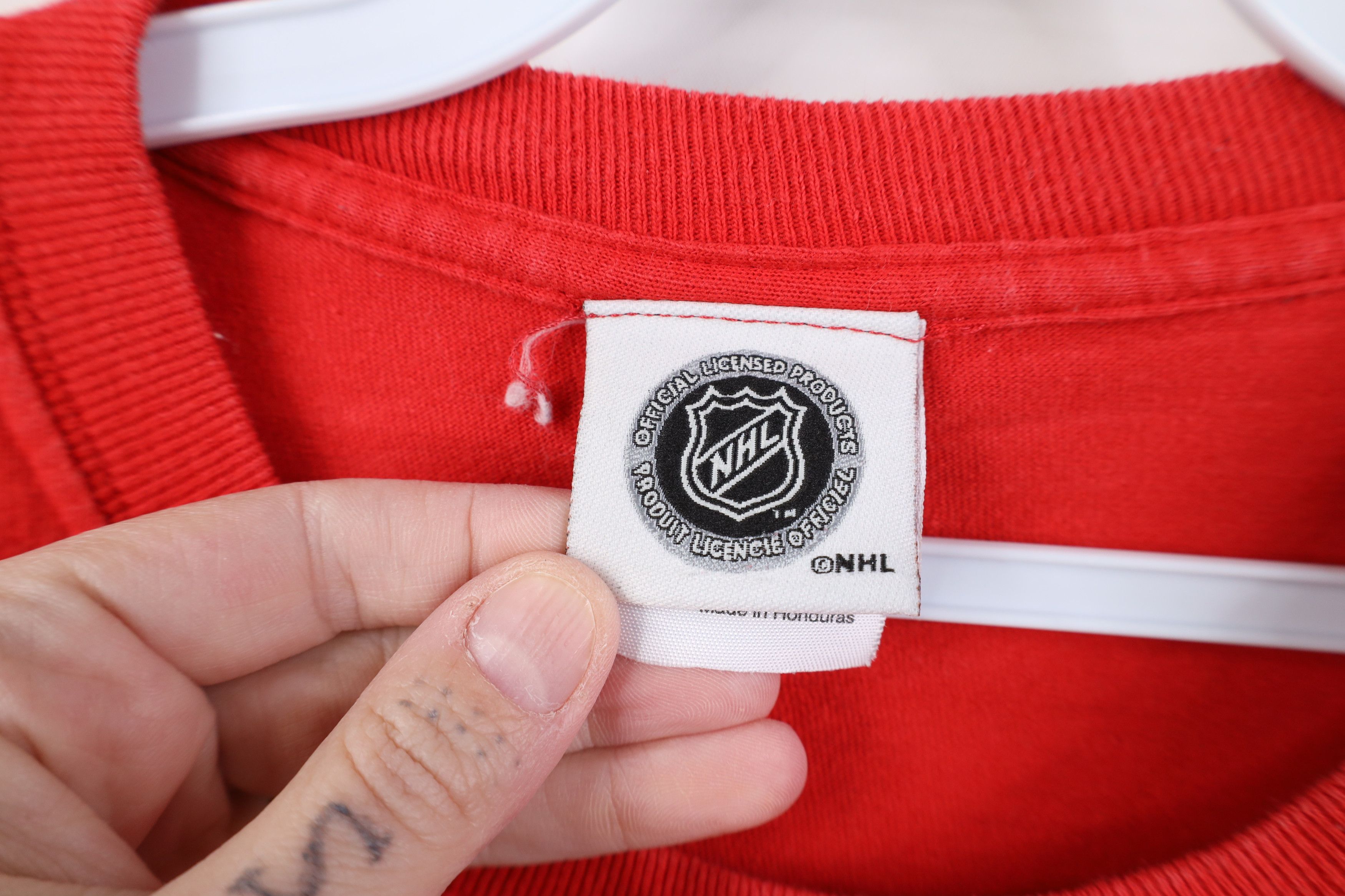 Vintage Vintage Y2K NHL Red Wings Hockey Long Sleeve T-Shirt Red Size US M / EU 48-50 / 2 - 8 Thumbnail