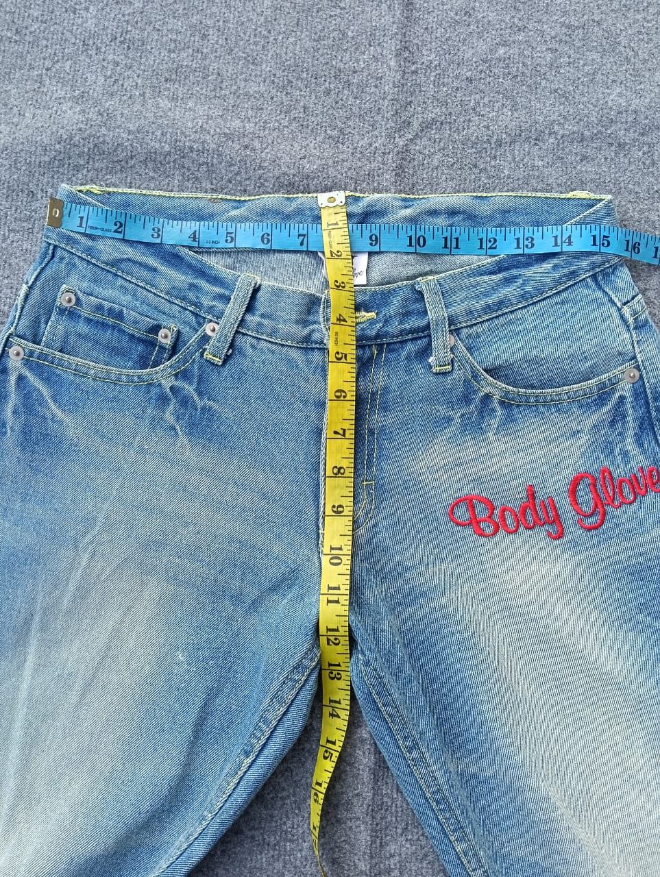 Body Glove Y2K 2011 Body Glove "California" Spellout Distressed Jeans. Size US 31 - 6 Thumbnail