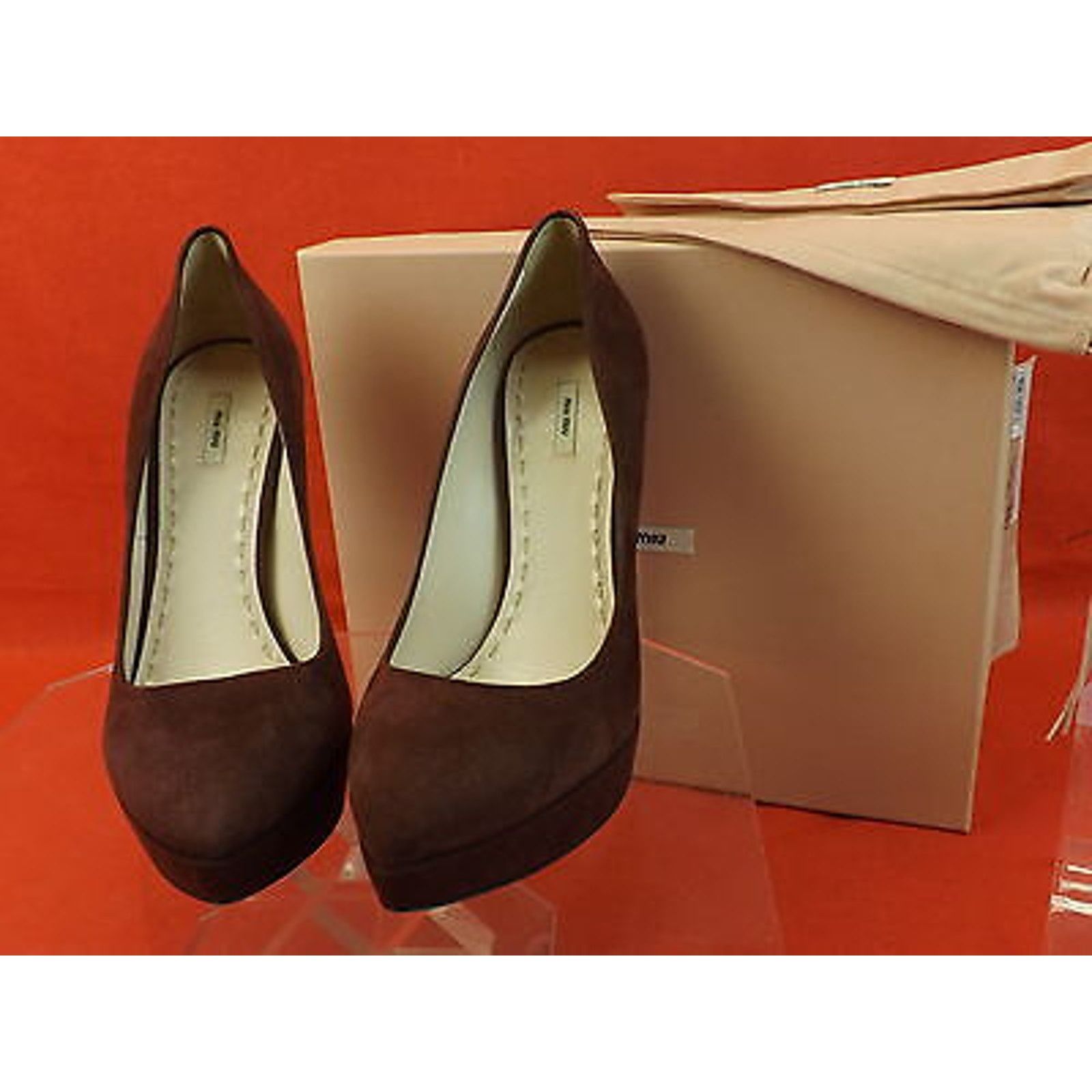 Miu Miu BURGUNDY WINE SUEDE CLASSIC PLATFORM PUMPS 40.5 $600 Size US 10.5 / IT 40.5 - 11 Thumbnail