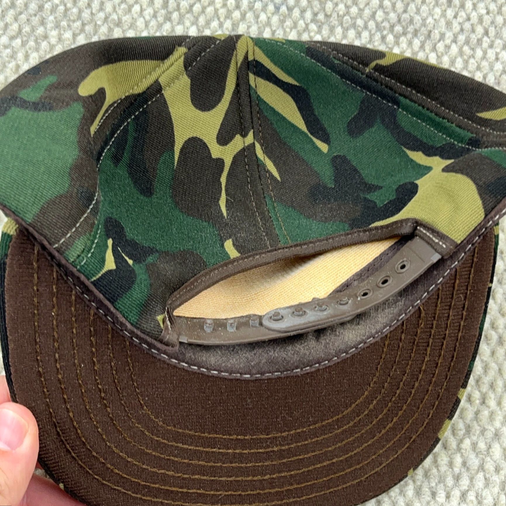 Vintage VINTAGE Grants Trucker Hat Cap Green Camo Made In USA 80s Army WV Mens One Size Adjustable Breathing Lightweight Retro Logo USA Hat Size ONE SIZE - 6 Thumbnail