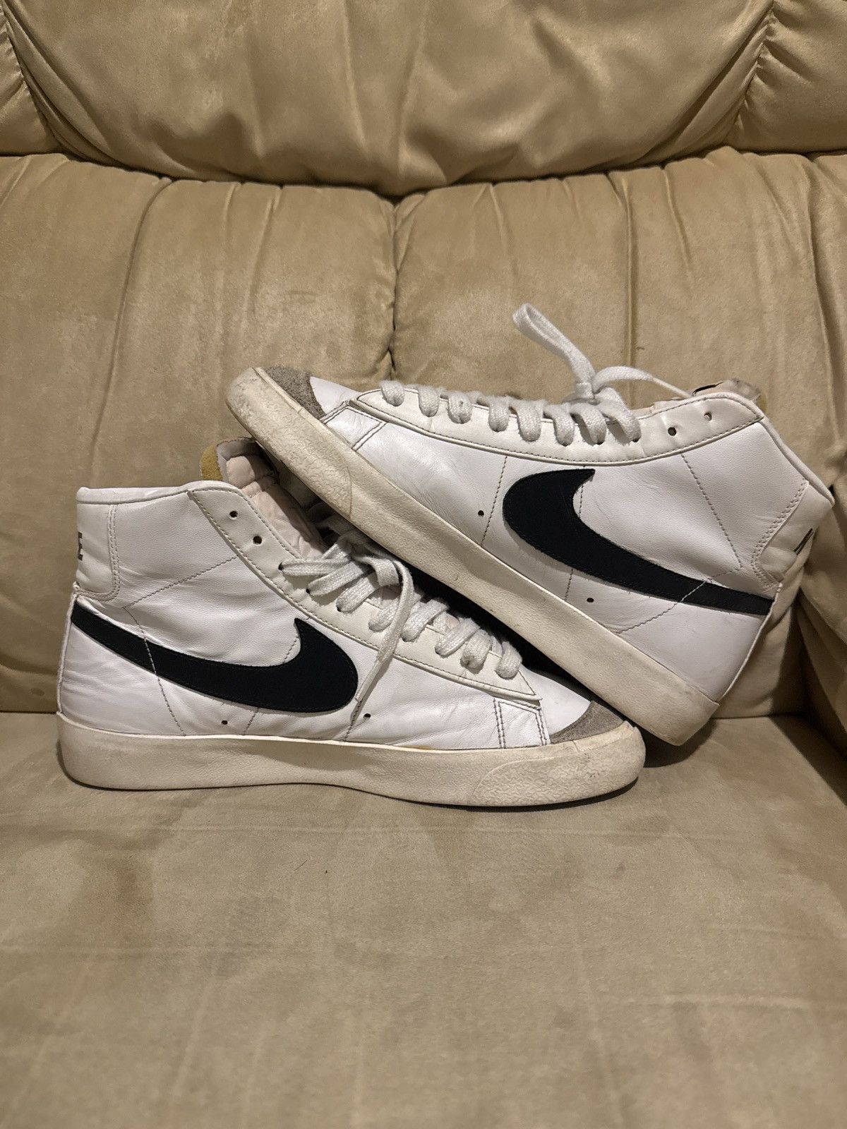 Nike Nike Blazer Mid ‘77 Vintage Size US 9 / EU 42 - 2 Thumbnail