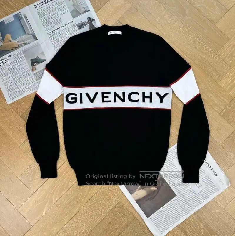 Givenchy Givenchy Black Sweatshirt for Women . Size S / US 4 / IT 40 - 1 Thumbnail