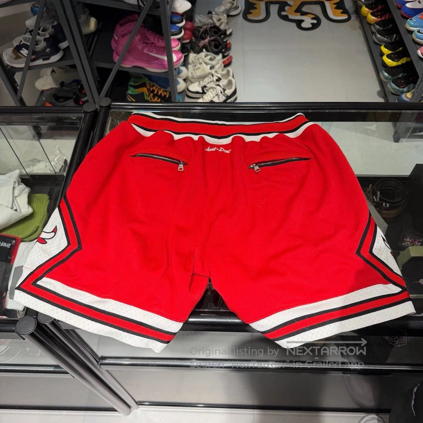 Just Don Mitchell&Ness JustDon Bulls Basketball Shorts. Size US 26 / EU 42 - 4 Thumbnail