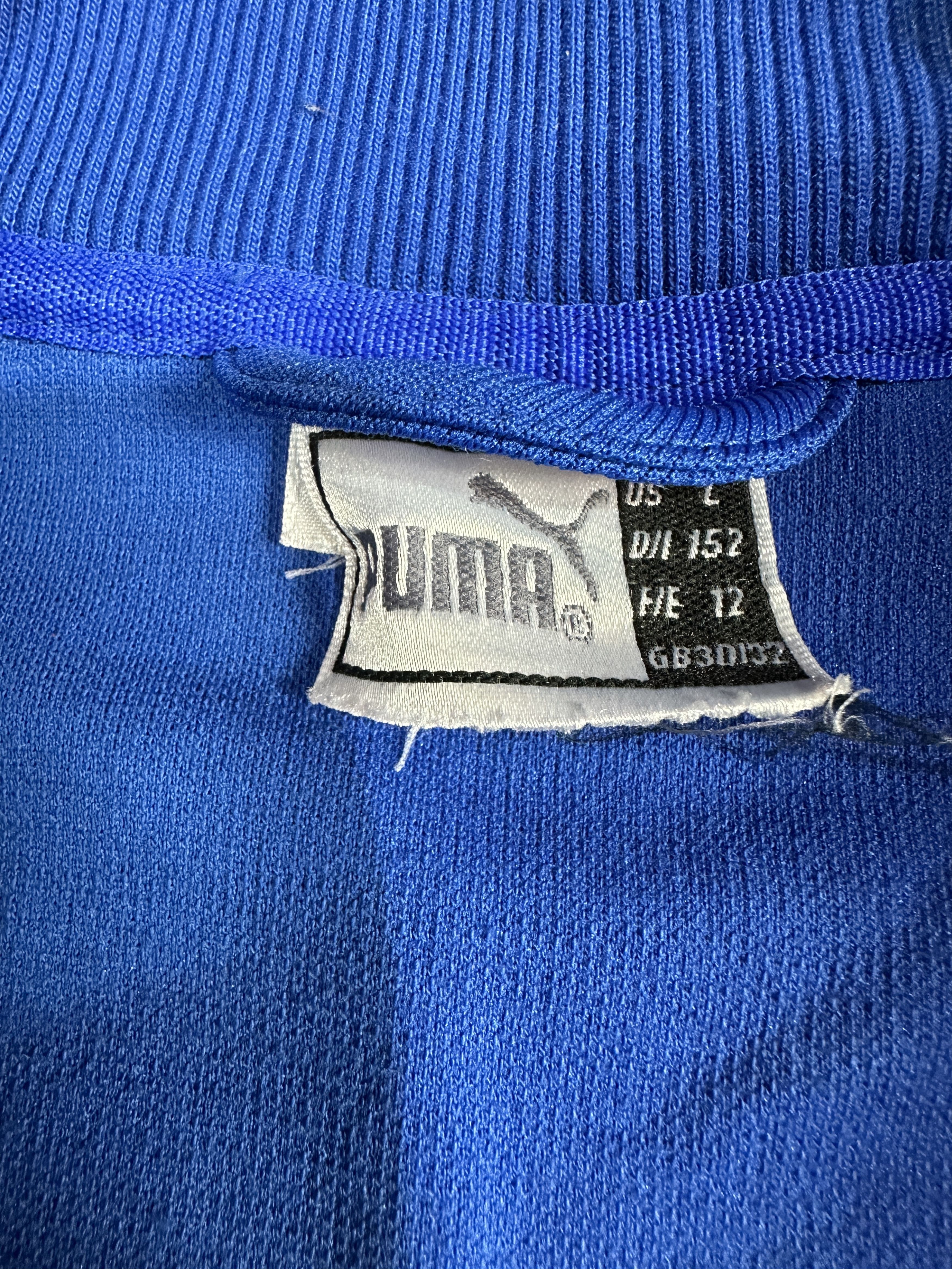 Puma italia puma 2004-2006 Size L for boys r shorter adult XXS-XS Size US XXS / EU 40 - 3 Thumbnail