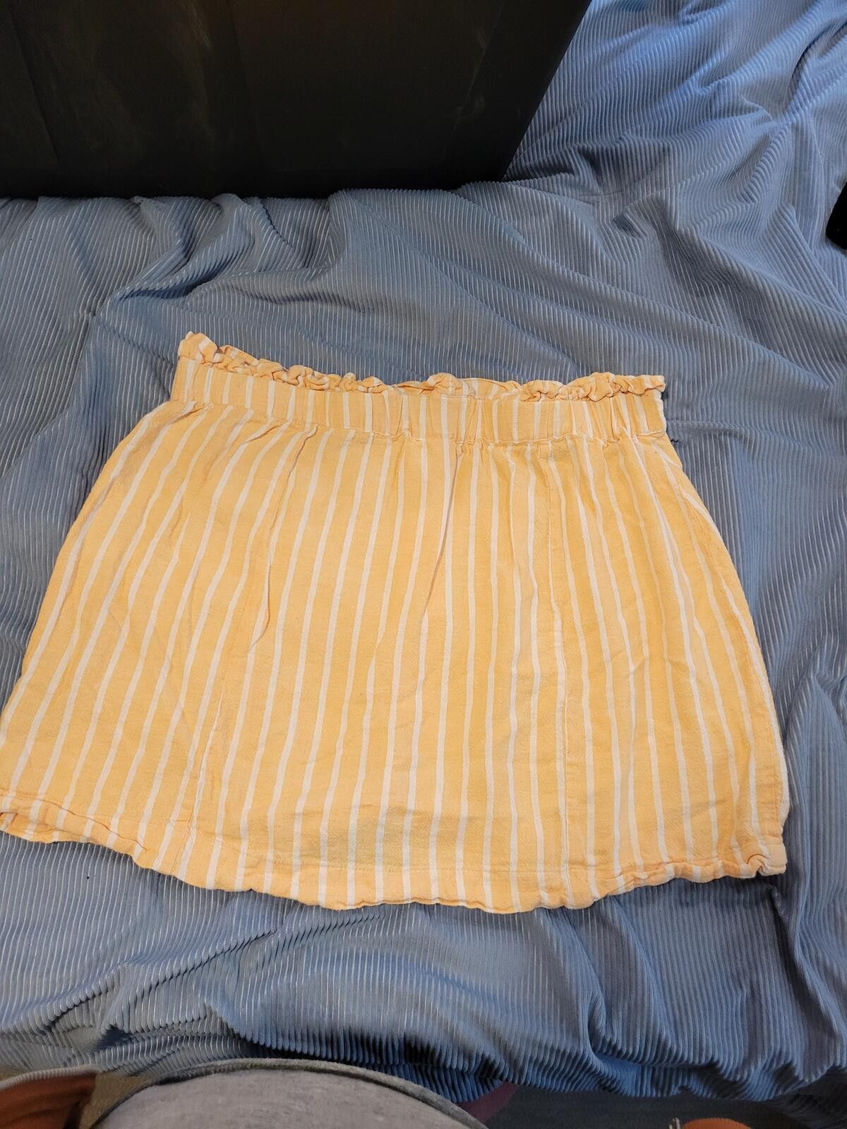 What Goes Around Comes Around Abound Yellow and White Striped Button-Front Skirt Size 36" / US 14 / IT 50 - 2 Thumbnail