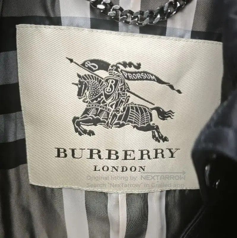 Burberry Burberry Black Houndstooth Mid-Length Trench Coat. Size S / US 4 / IT 40 - 5 Thumbnail