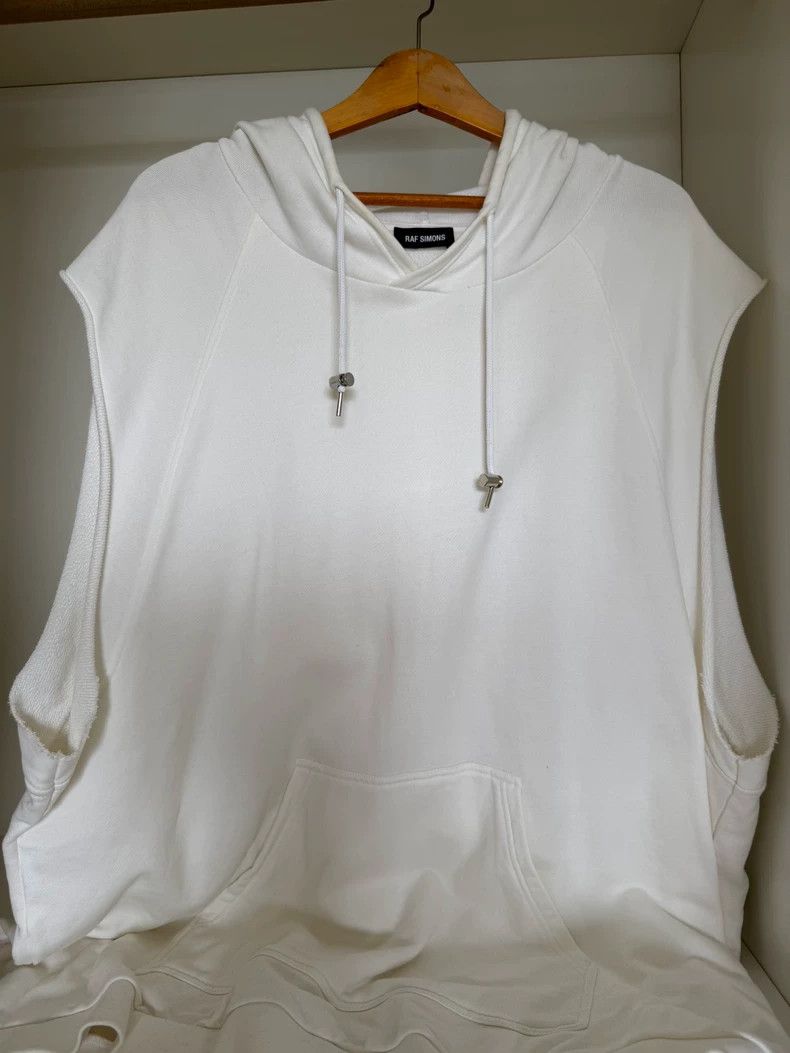 Raf Simons Raf simons Sleeveless hooded sweatshirt Size US L / EU 52-54 / 3 - 2 Thumbnail