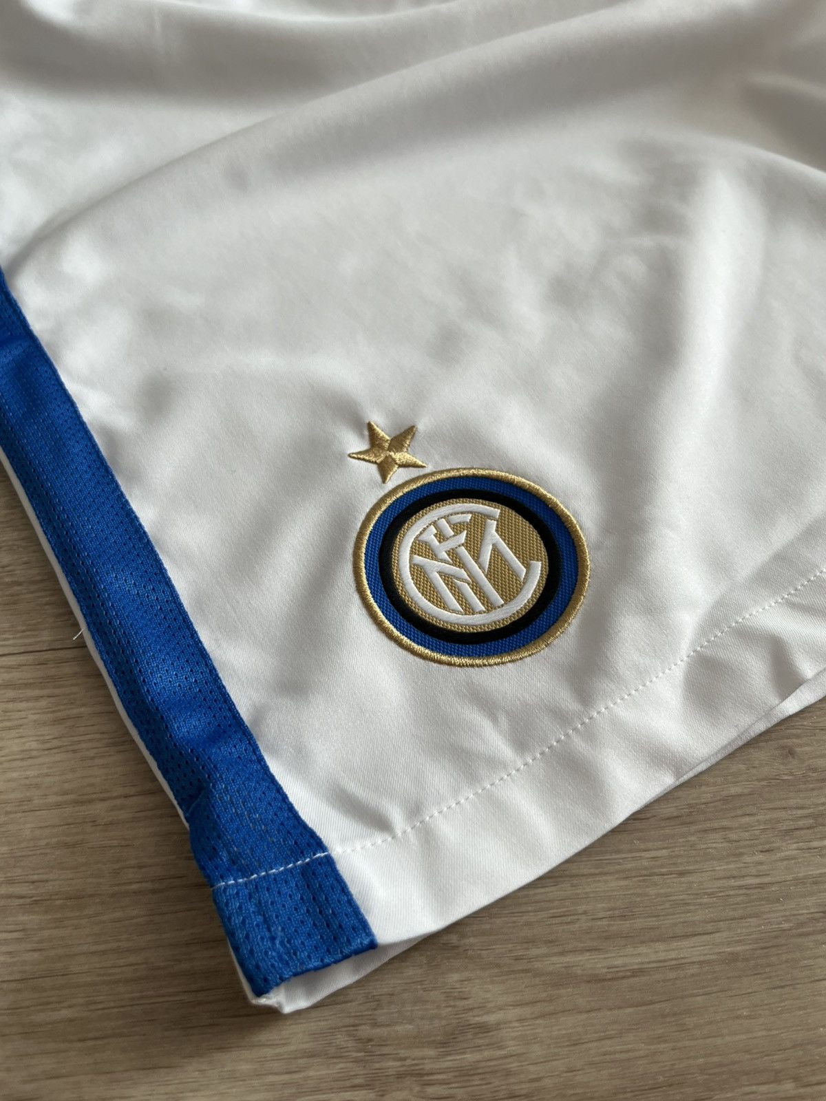 Nike Nike Inter Milan Jersey 2015-16 Football Kit Shirt/Shorts Size US L / EU 52-54 / 3 - 8 Thumbnail