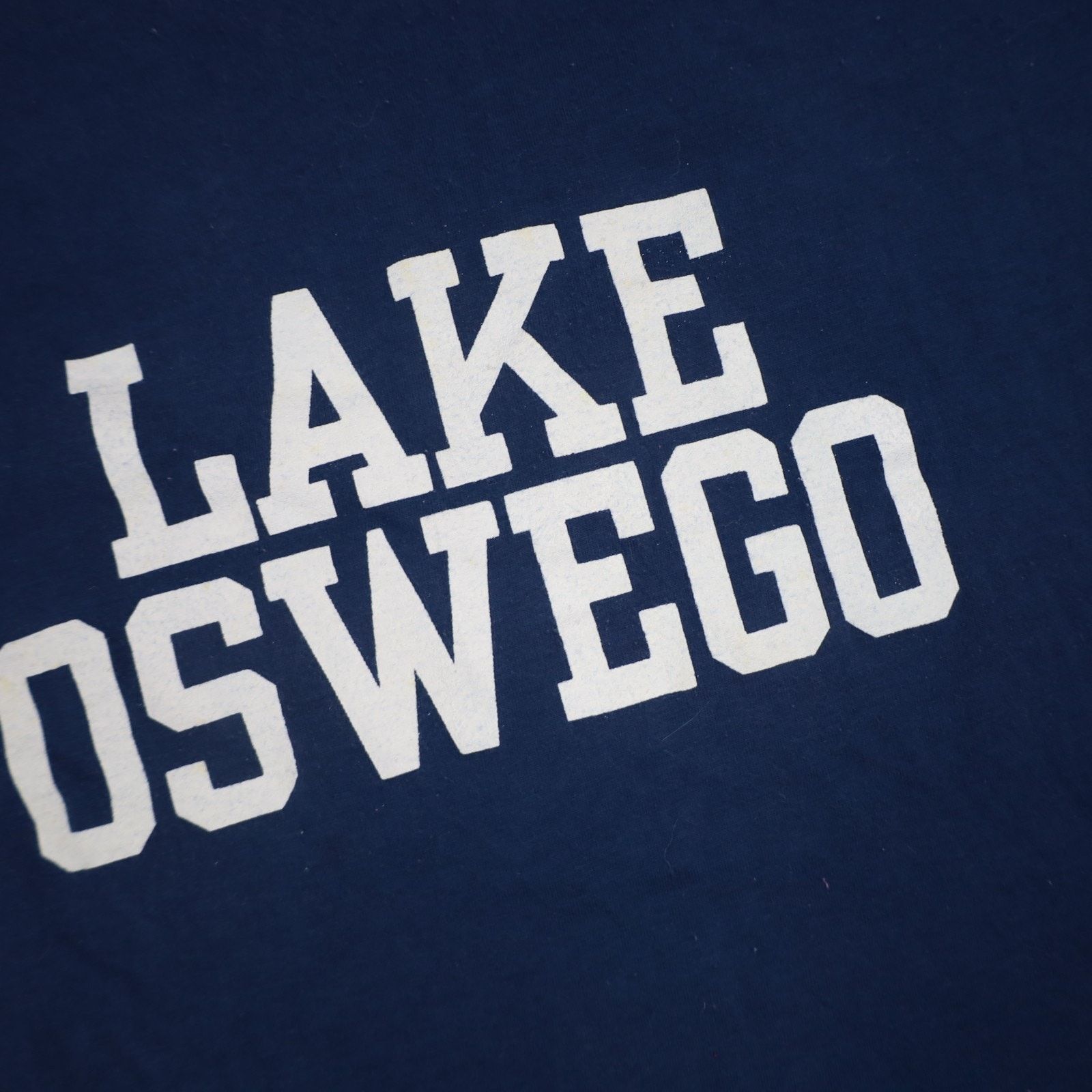 Vintage Vintage Lake Oswego Oregon Graphic Spellout T Shirt Size US XL / EU 56 / 4 - 4 Thumbnail