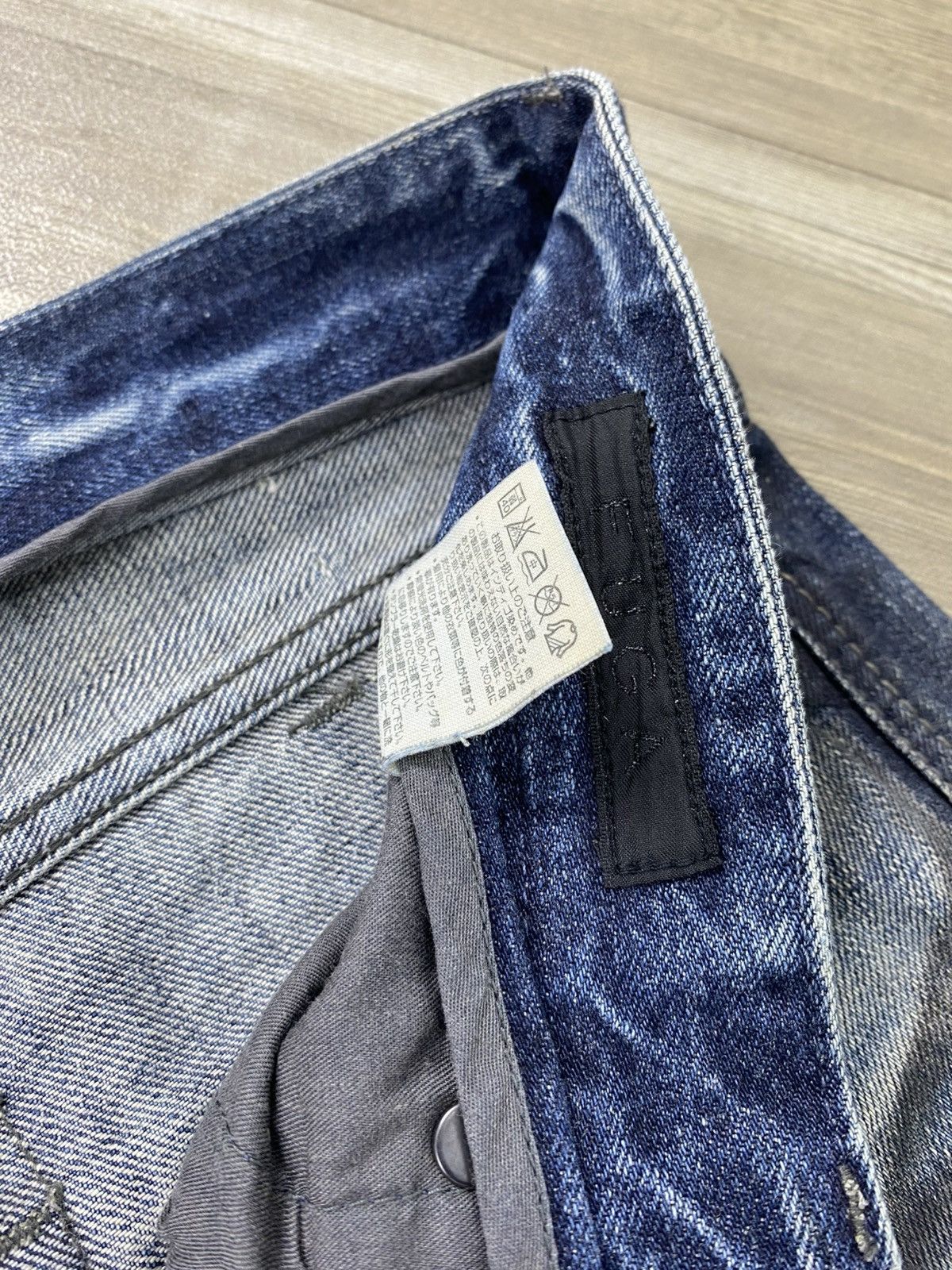 If Six Was Nine 2000s Fuga Cavarize Clawmarks Distressed Faded Flared Jeans Size US 32 / EU 48 - 13 Thumbnail